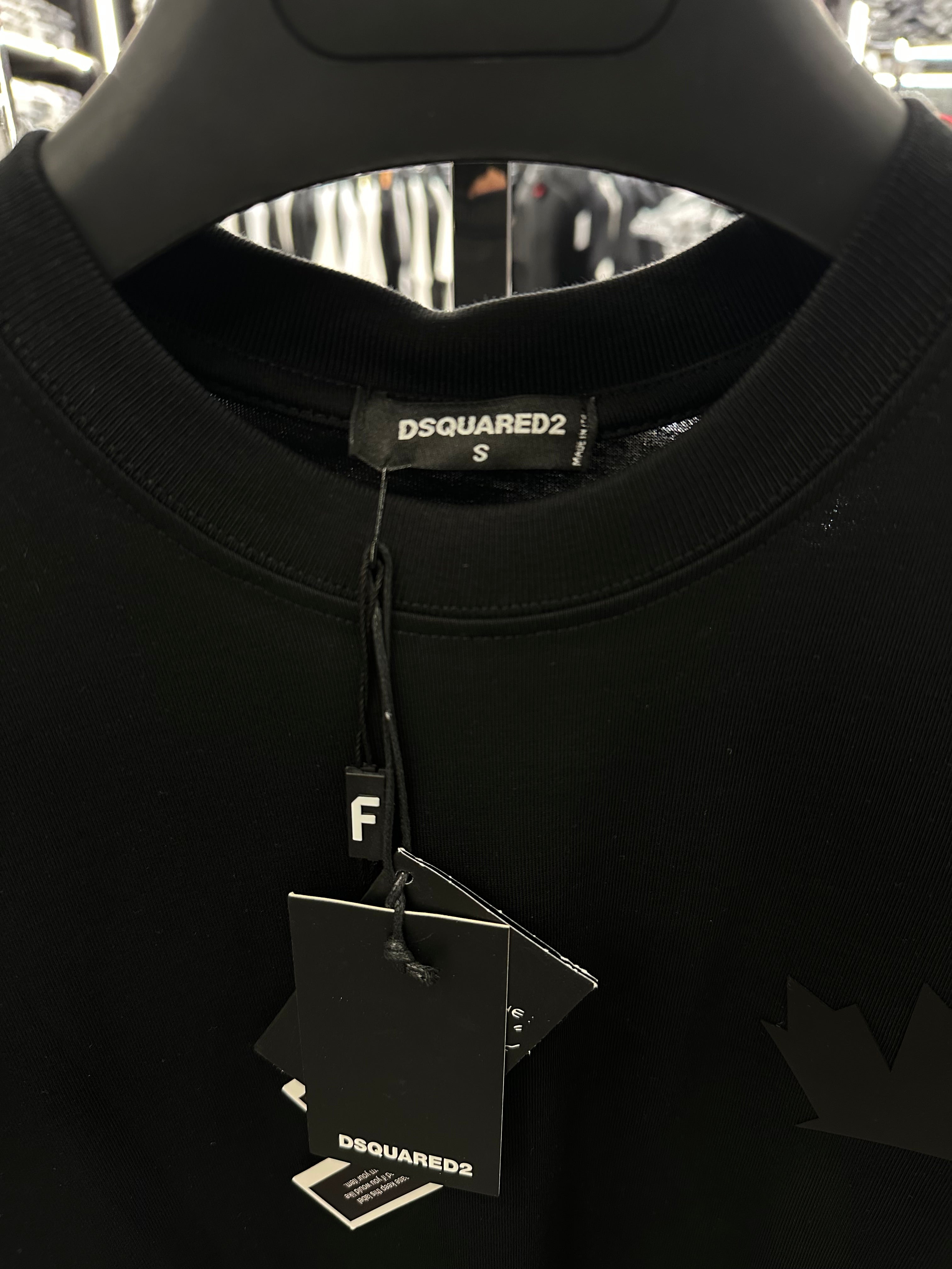 DSQ2  T-SHIRT NEW IN