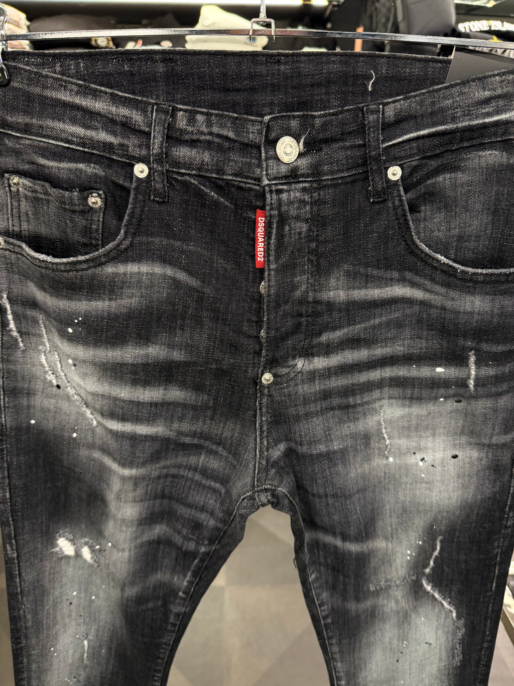DSQ2  - JEAN 107