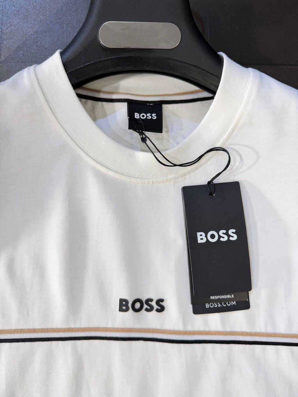 HUGO BOSS - T-SHIRT NEW IN