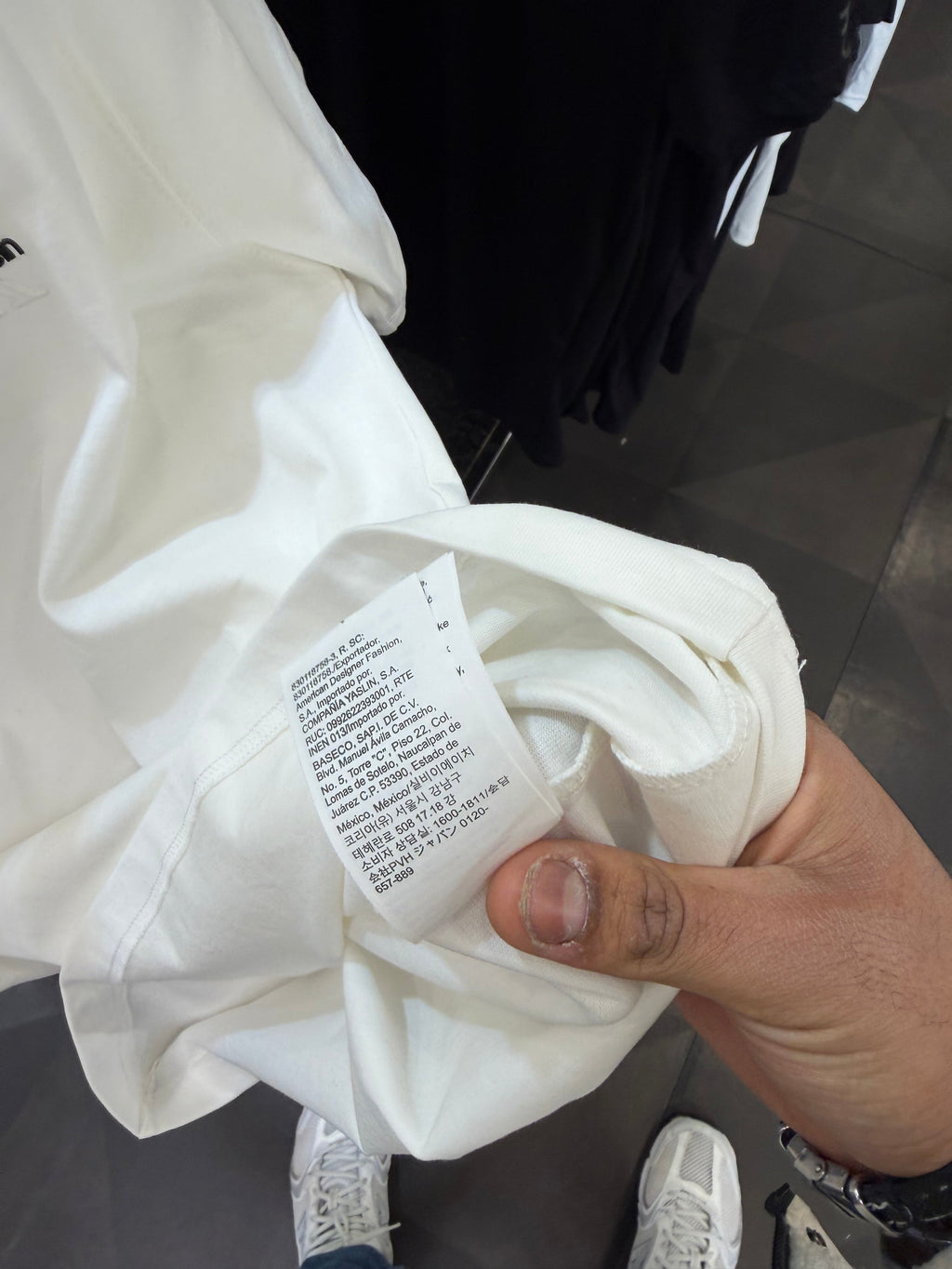 CALVIN KLEIN T-SHIRT 3A QUALITY