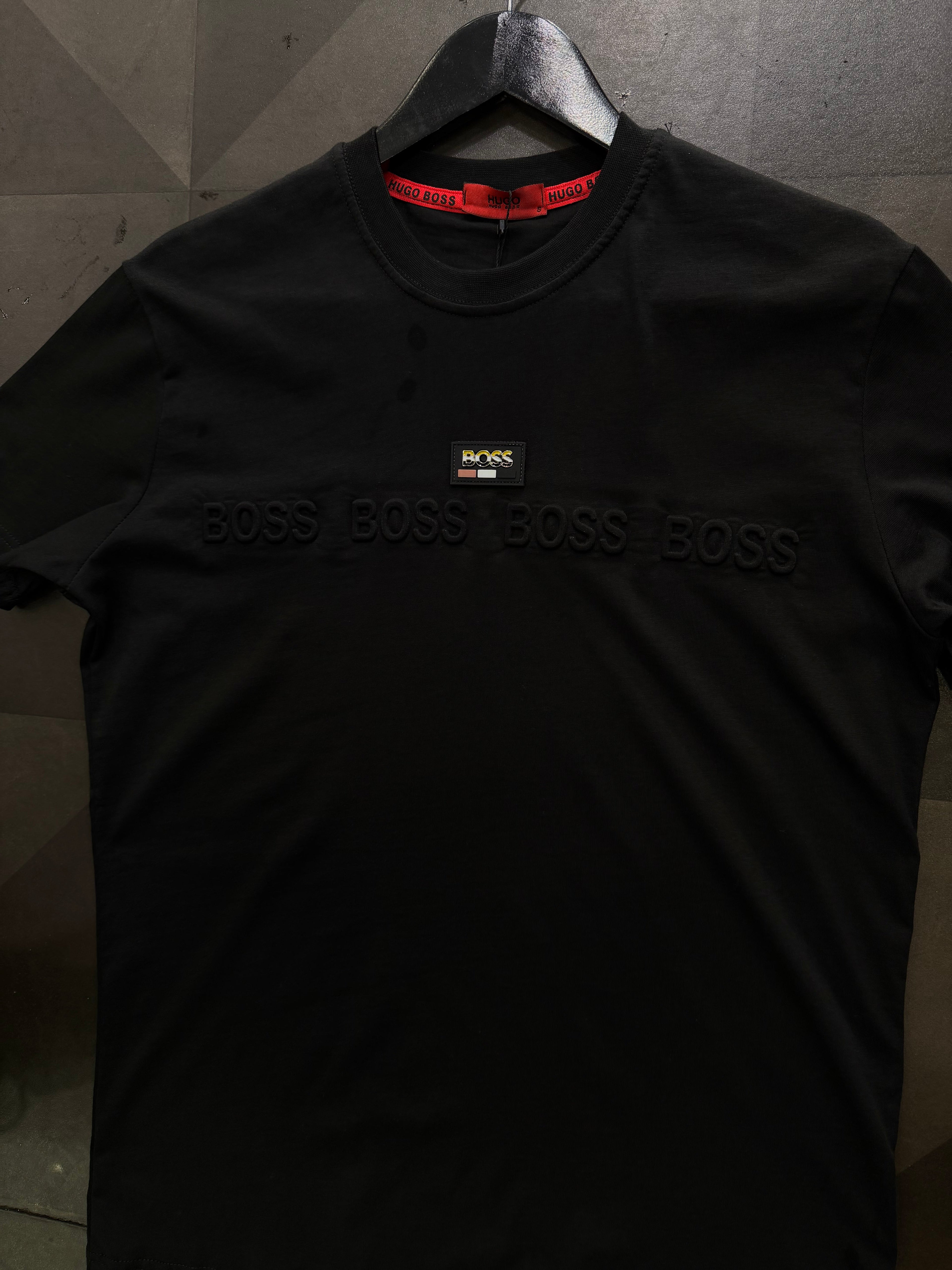 HUGO BOSS T-SHIRT NEW IN