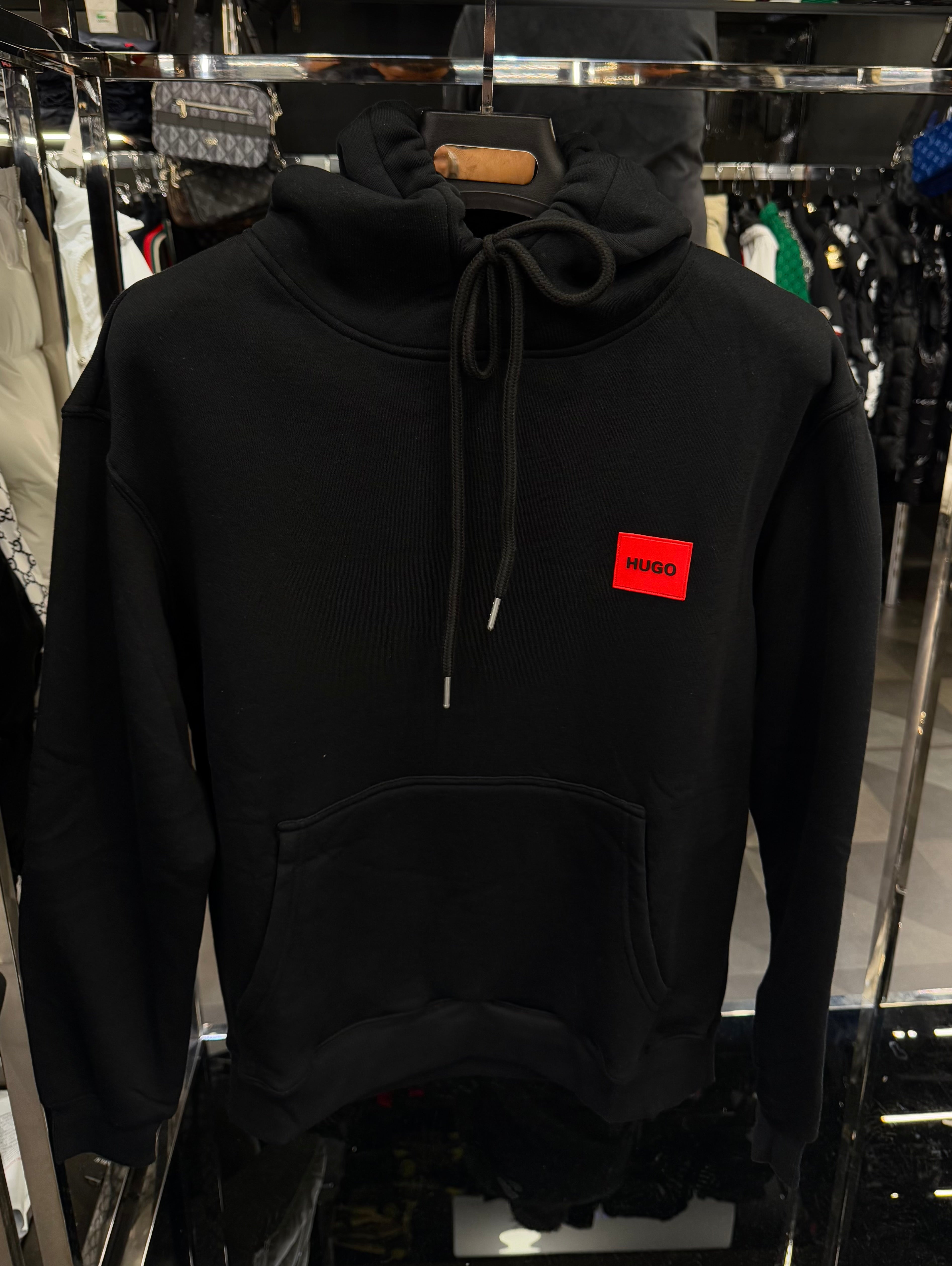 HUGO BOSS - ΦΟΥΤΕΡ OFFERS