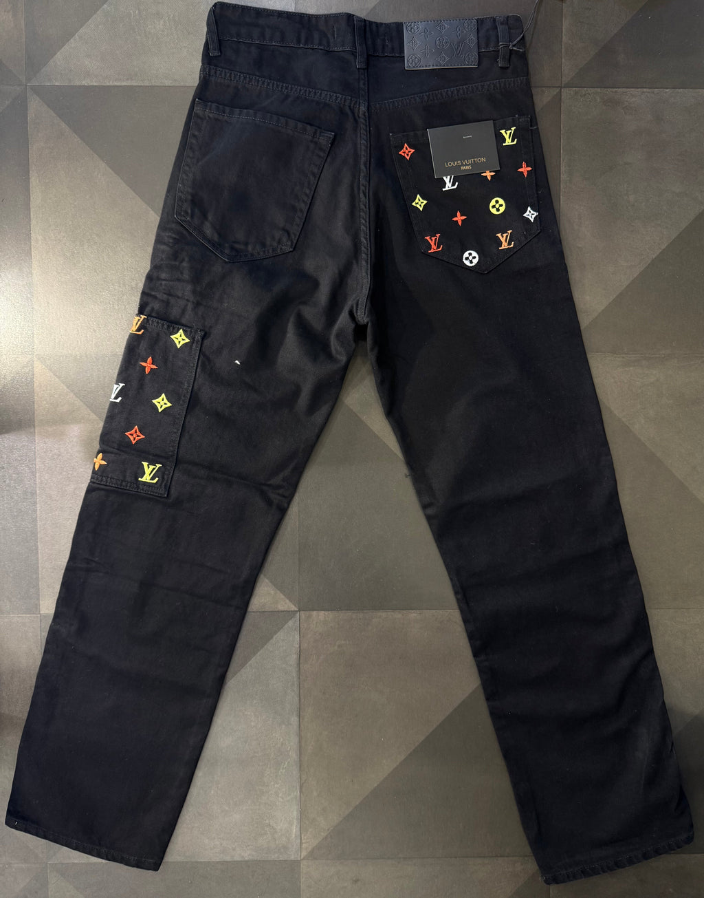 LOUIS VUITTON - JEAN 085