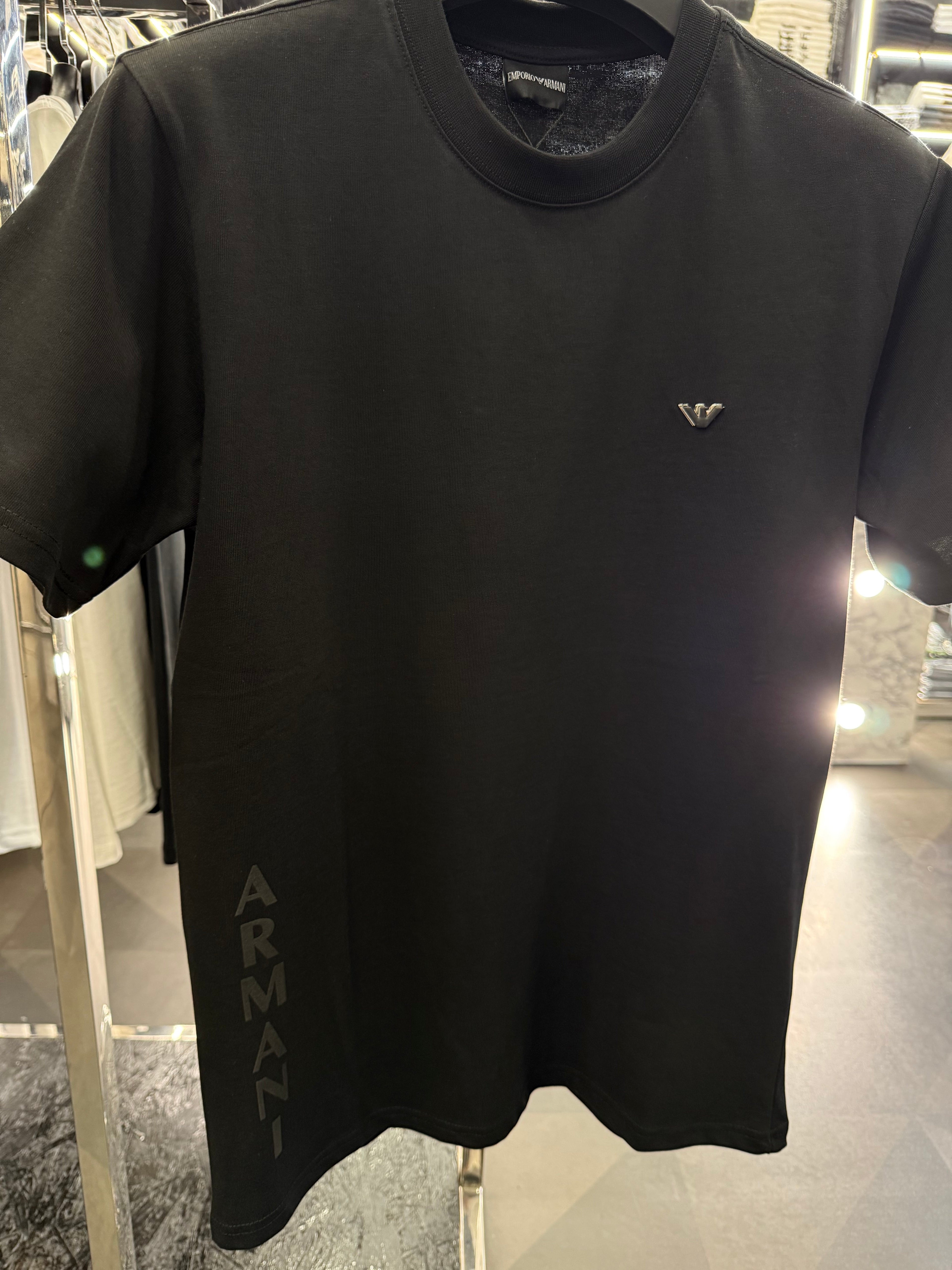ARMANI  T-SHIRT 3A QUALITY