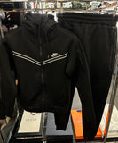 NIKE TECH FLEECE ΣΕΤ - SALES