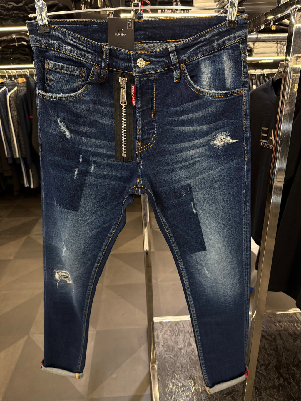 DSQ2 - JEAN 081