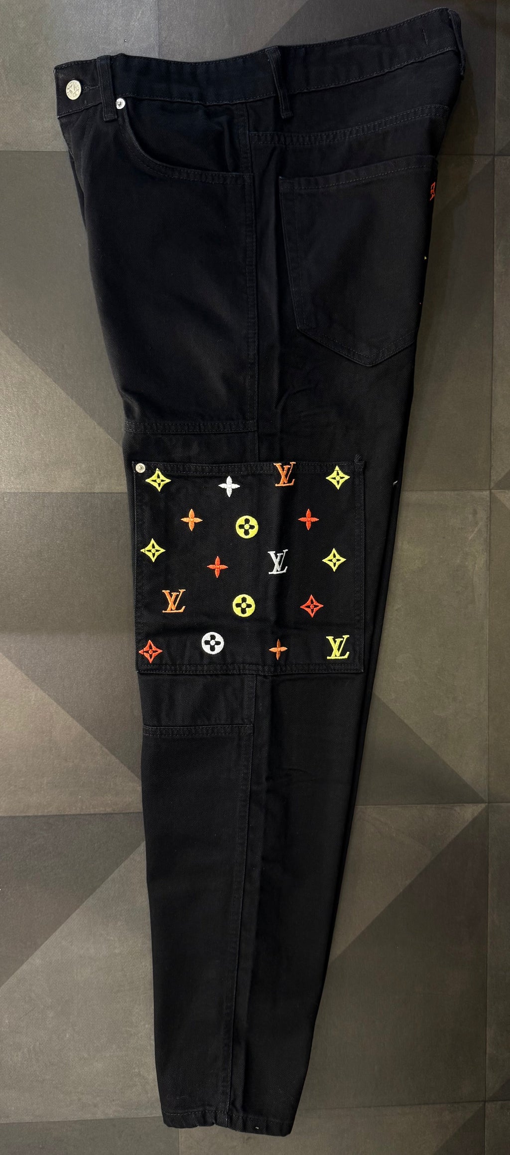 LOUIS VUITTON - JEAN 085