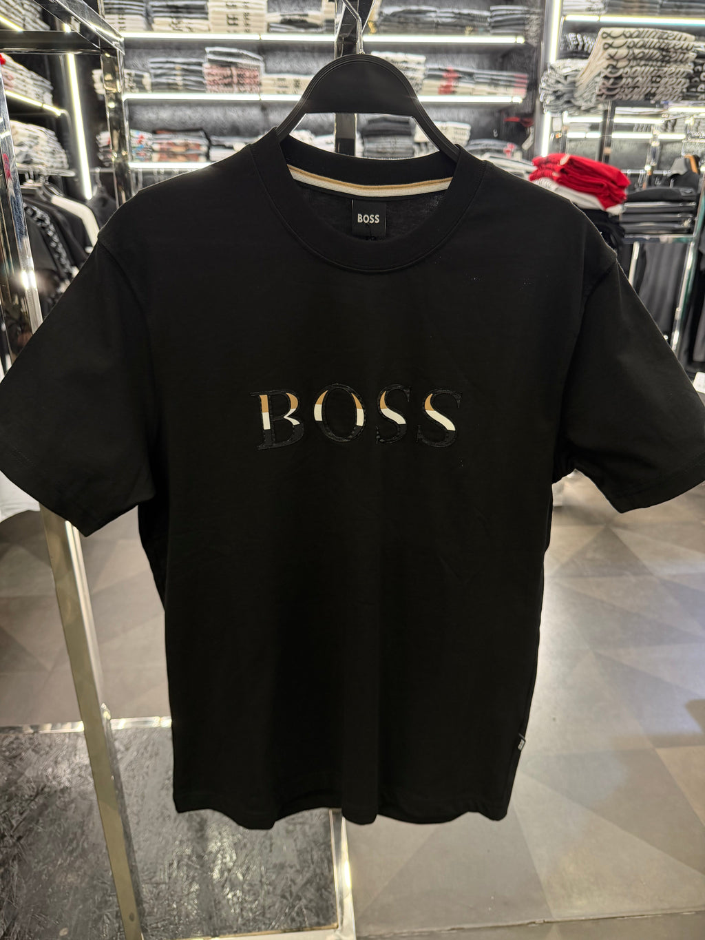 BOSS - T-SHIRT NEW IN