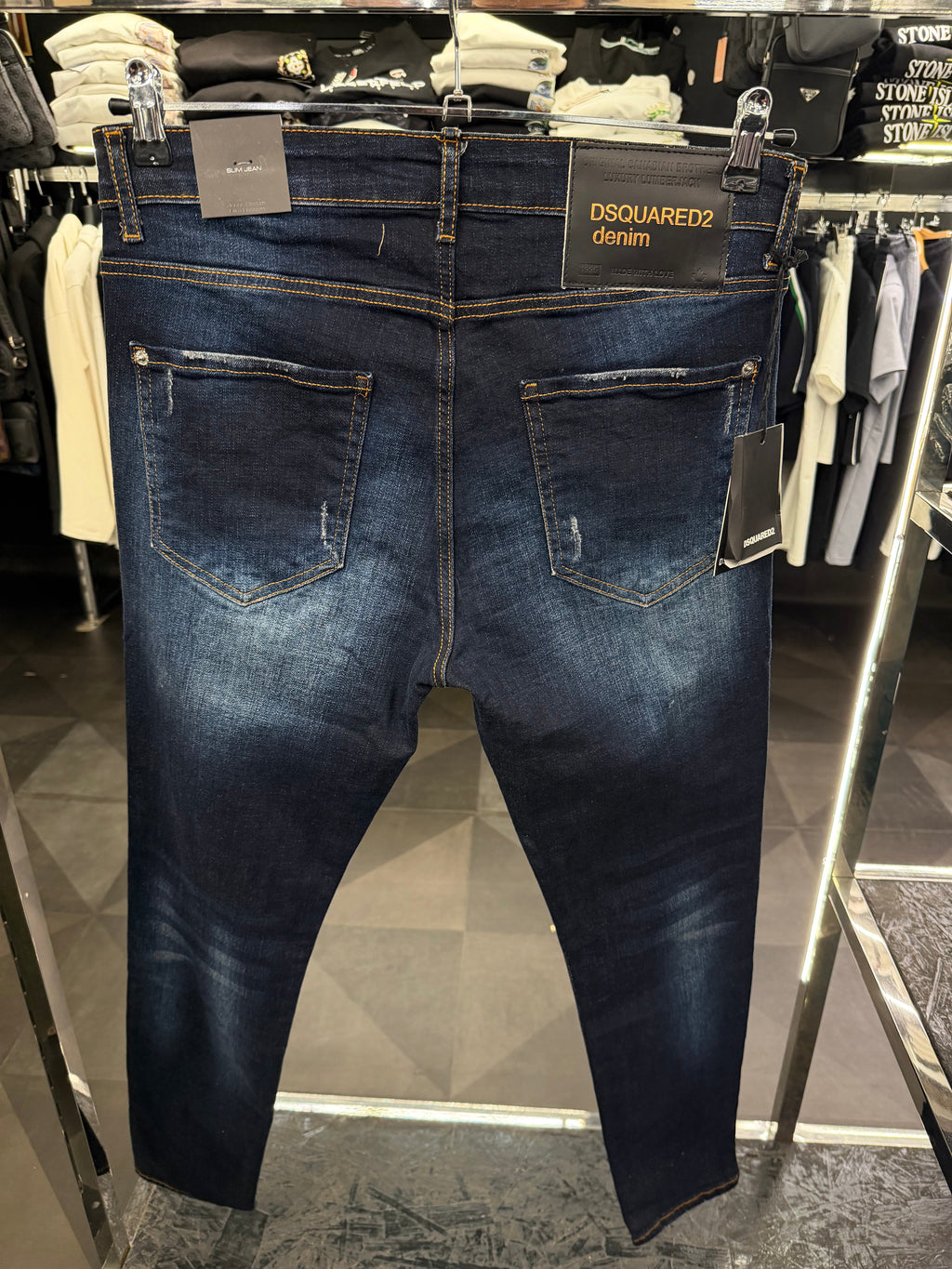 DSQ2  - JEAN 114