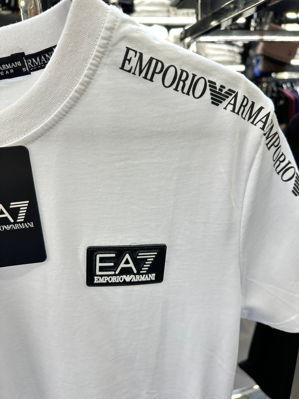 EA7  T-SHIRT 3A QUALITY
