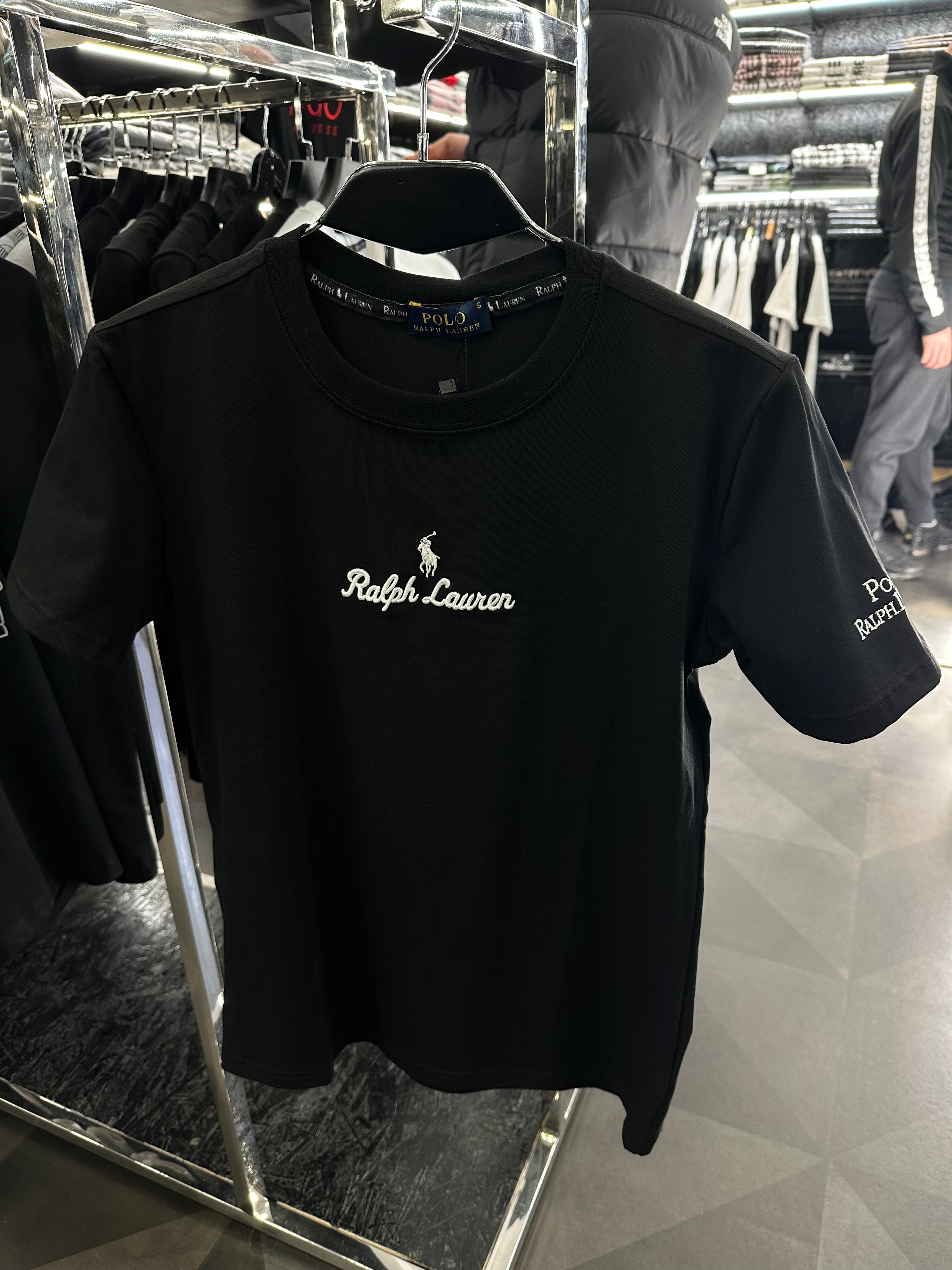 POLO T-SHIRT NEW IN