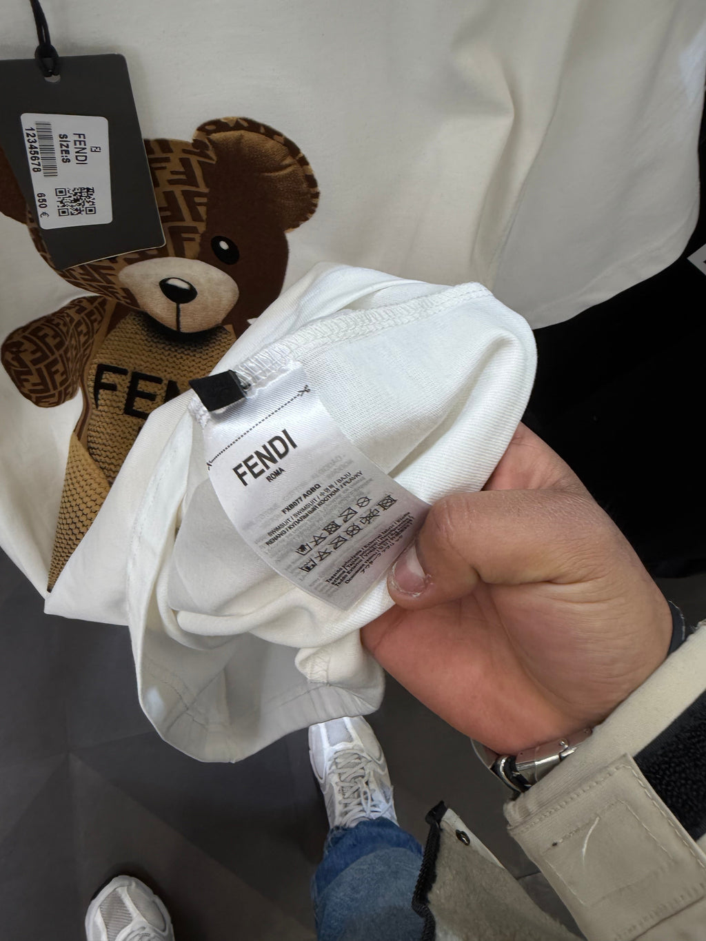 FENDI T-SHIRT 3A QUALITY