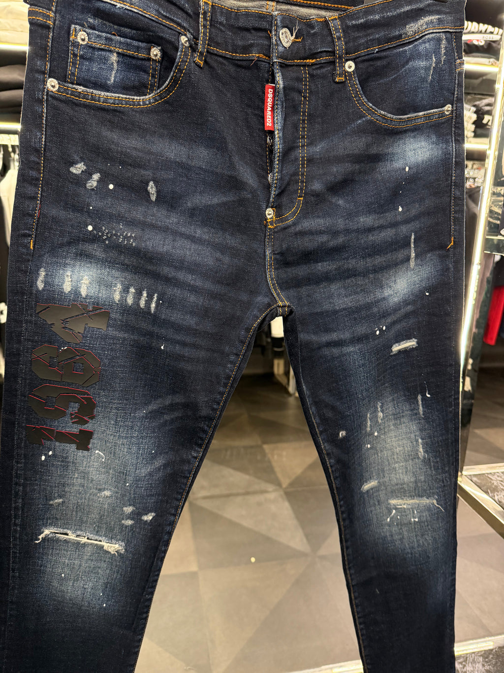 DSQ2  - JEAN 114