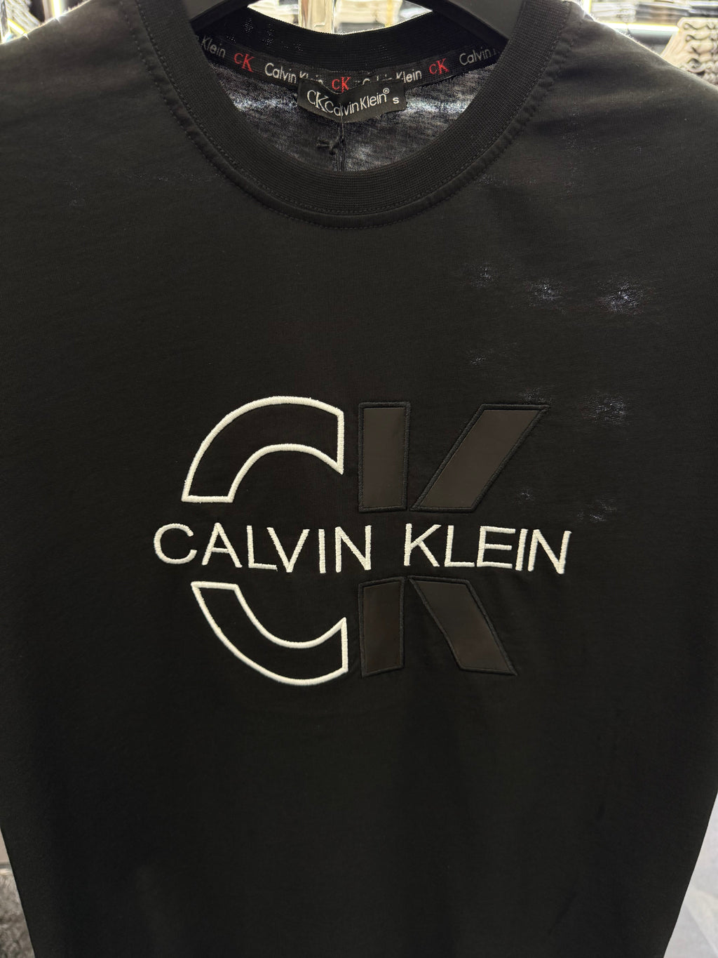 CALVIN KLEIN T-SHIRT 3A QUALITY