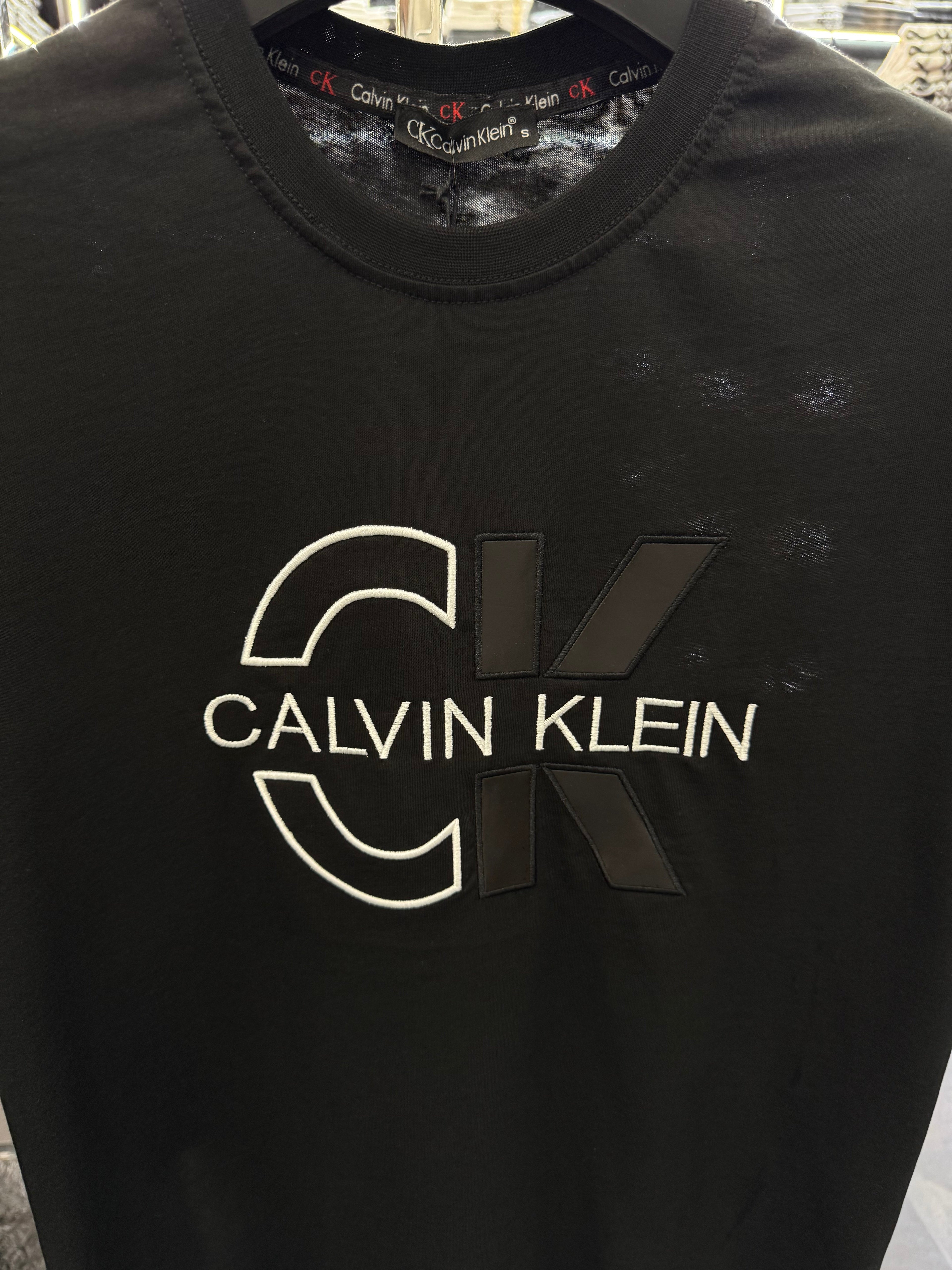 CALVIN KLEIN T-SHIRT 3A QUALITY