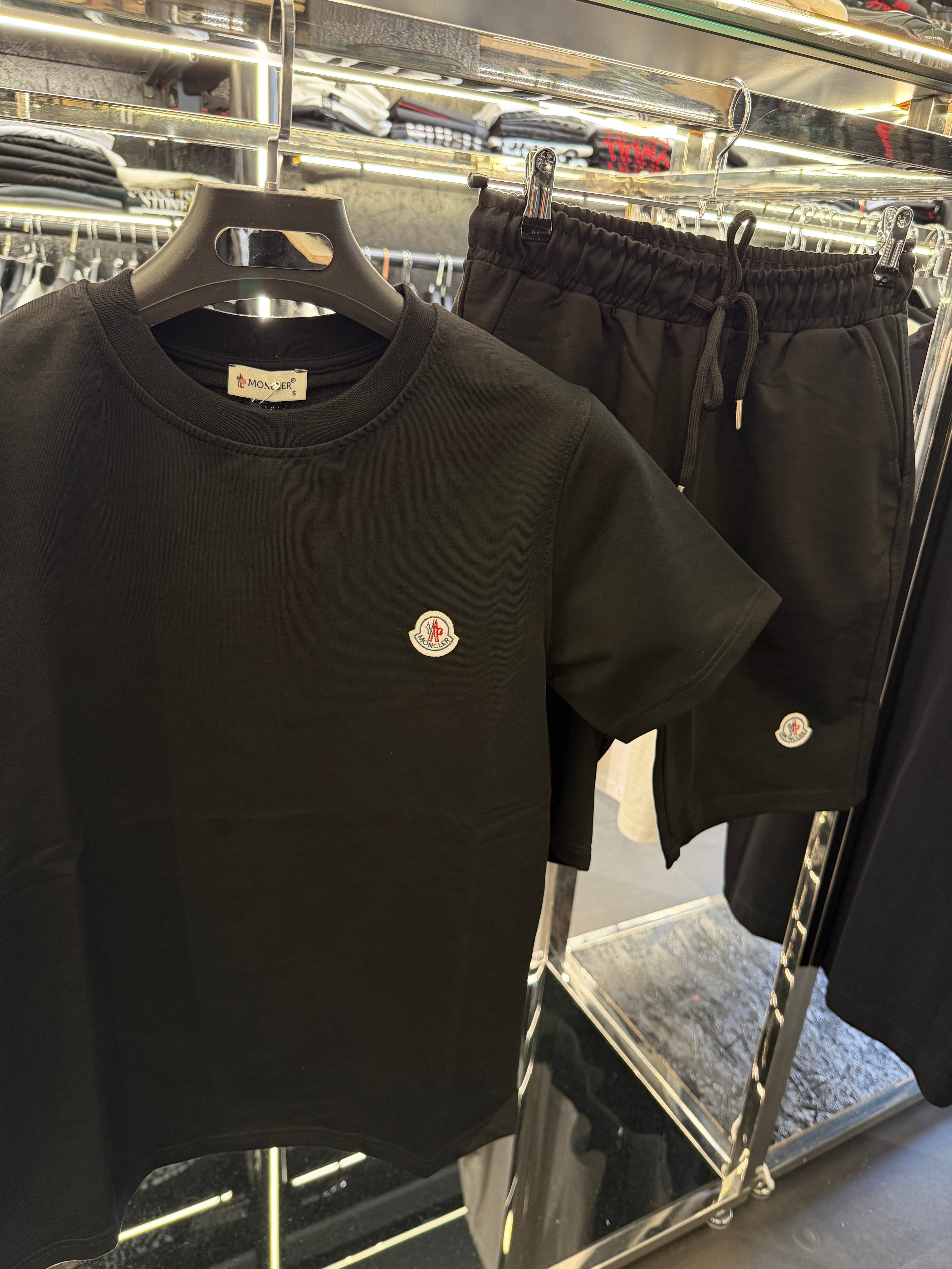 MONCLER - ΣΕΤ ΣΟΡΤΣ