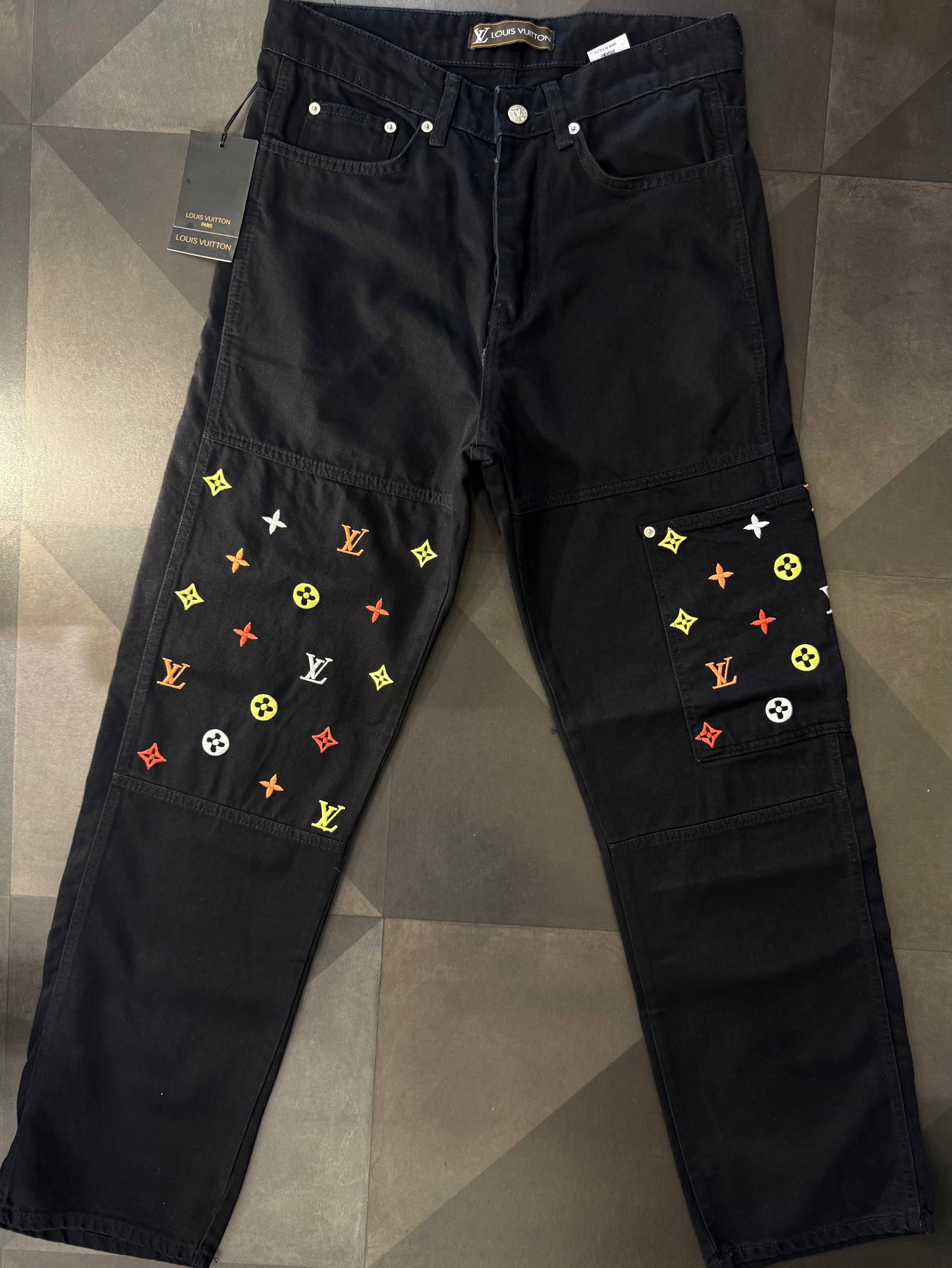 LOUIS VUITTON - JEAN 085