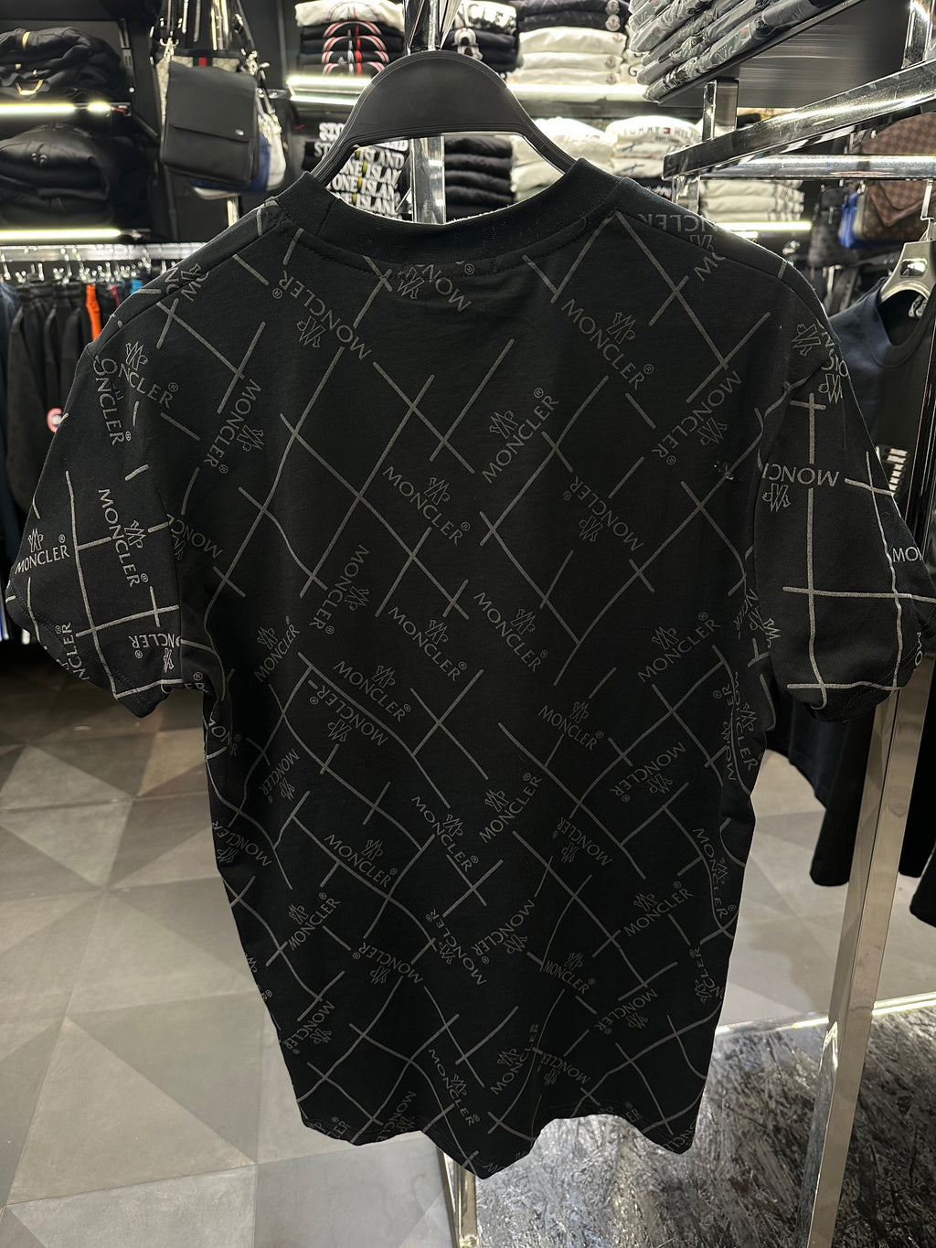 T-SHIRT NEW IN CODE 02838