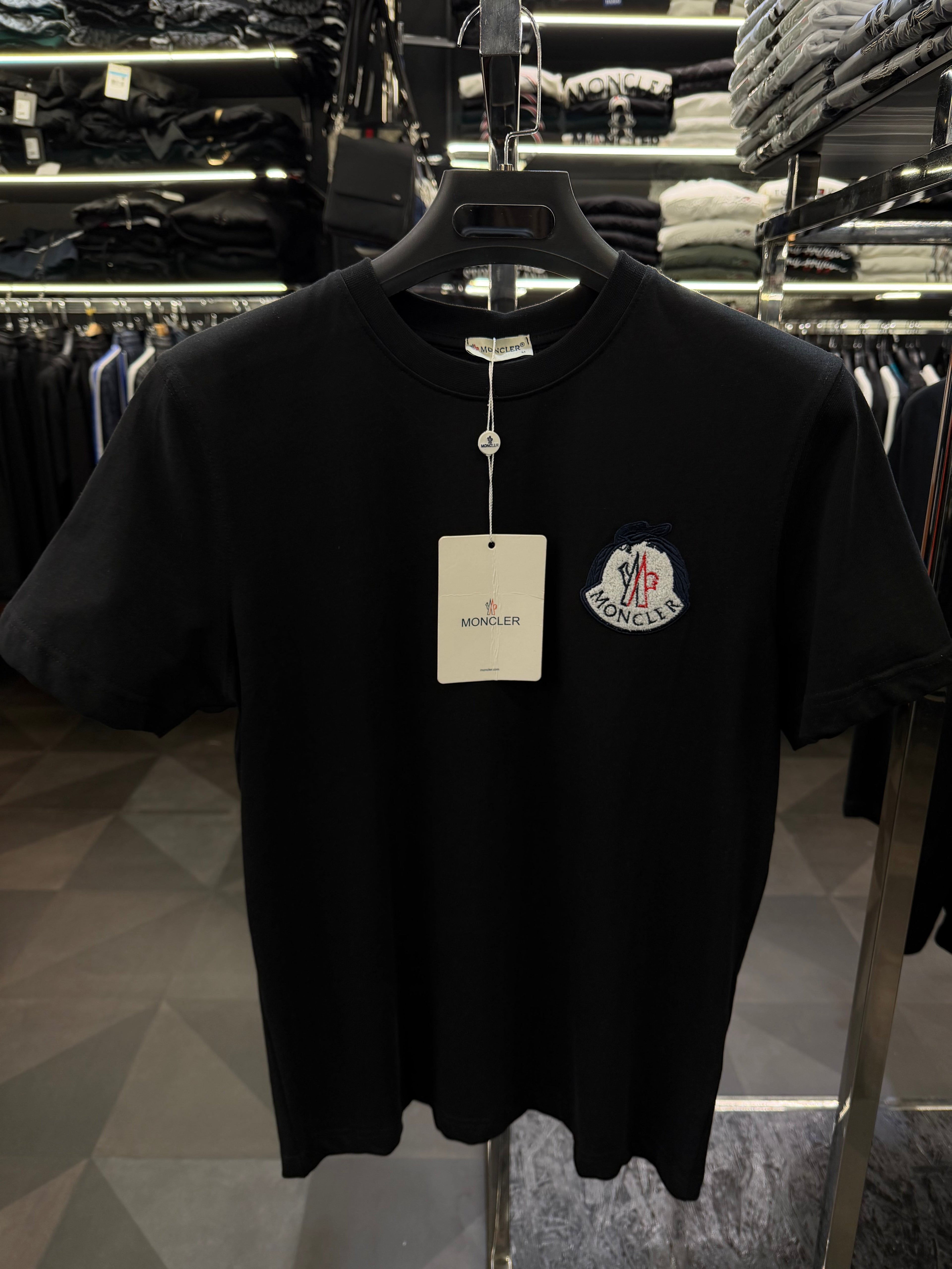 T-SHIRT NEW IN CODE 49202