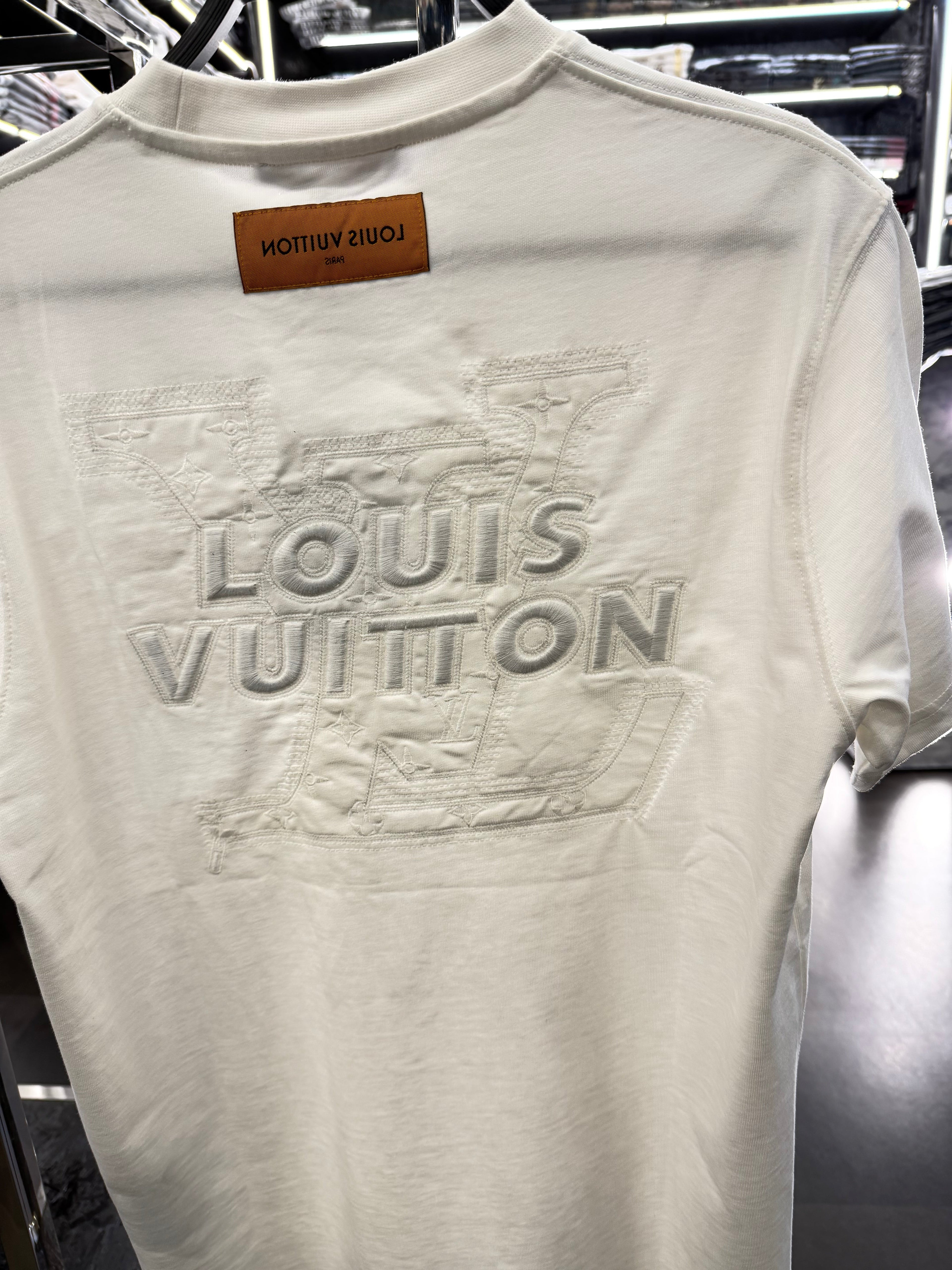 LOUIS VUITTON - T-SHIRT NEW IN