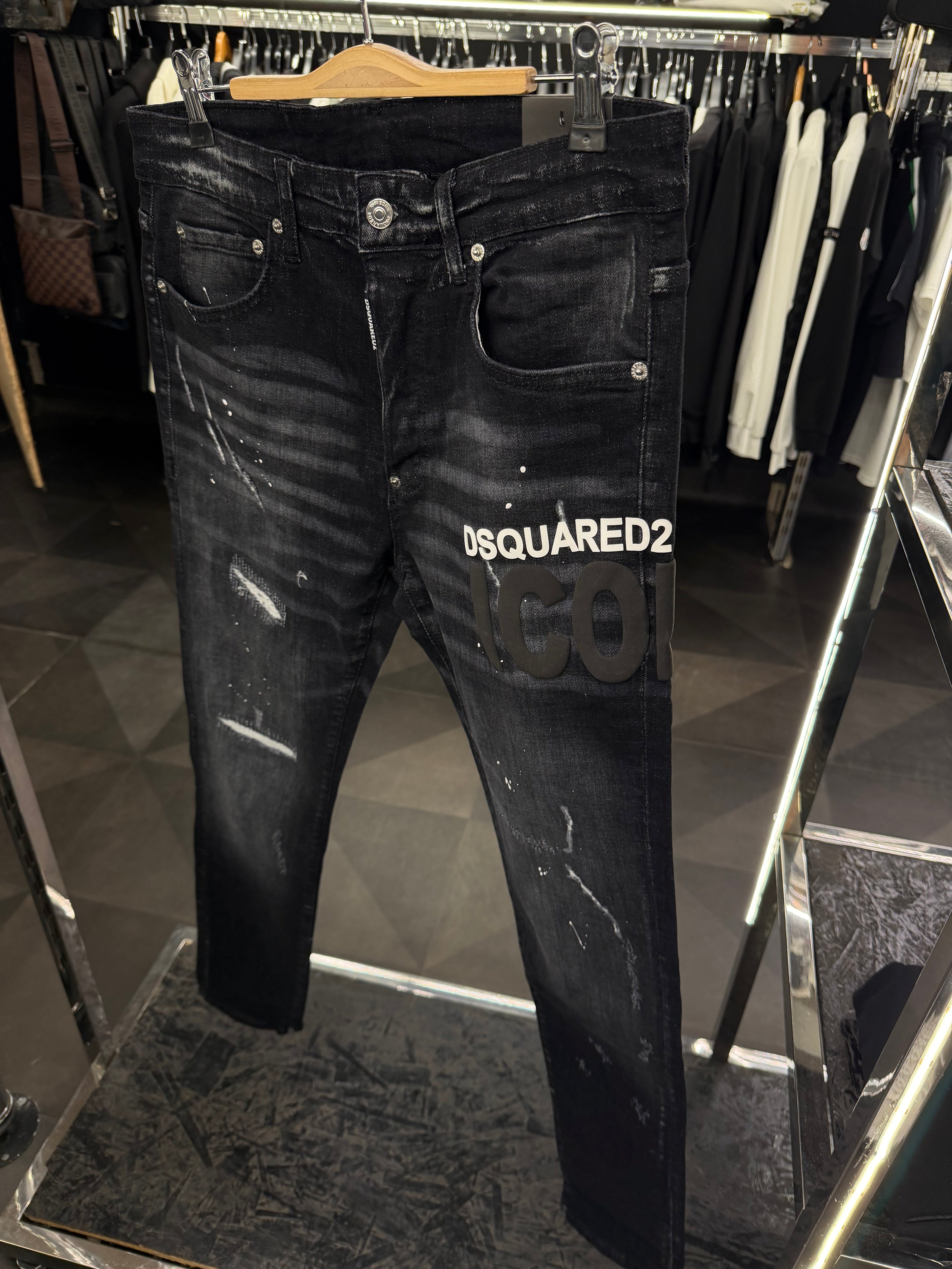 DSQ2  - JEAN 108