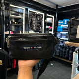ΤΣΑΝΤΑΚΙ - TOMMY HILFIGER D60