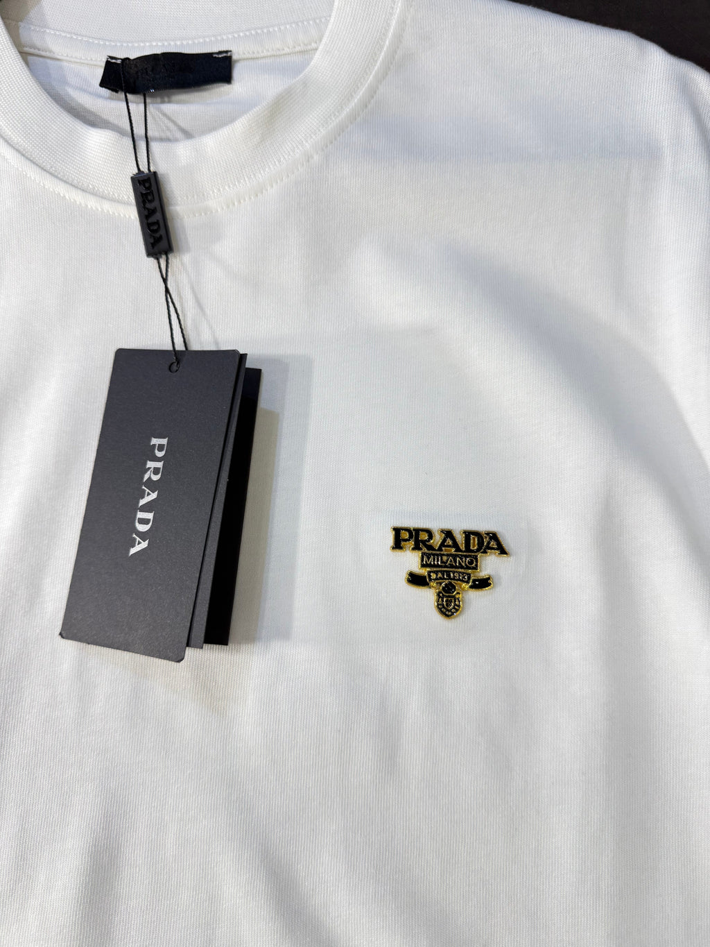 PRADA  T-SHIRT 3A QUALITY