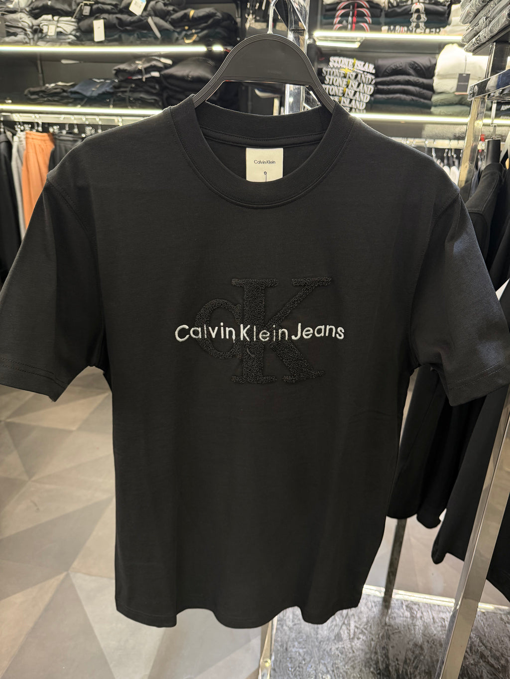 CALVIN KLEIN  T-SHIRT 3A QUALITY