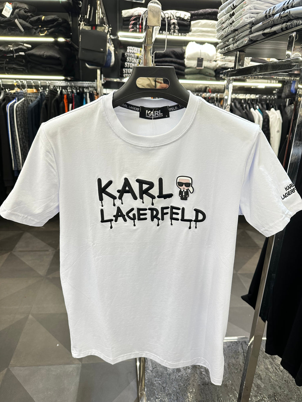 KARL LAGERFERD  T-SHIRT 3A QUALITY