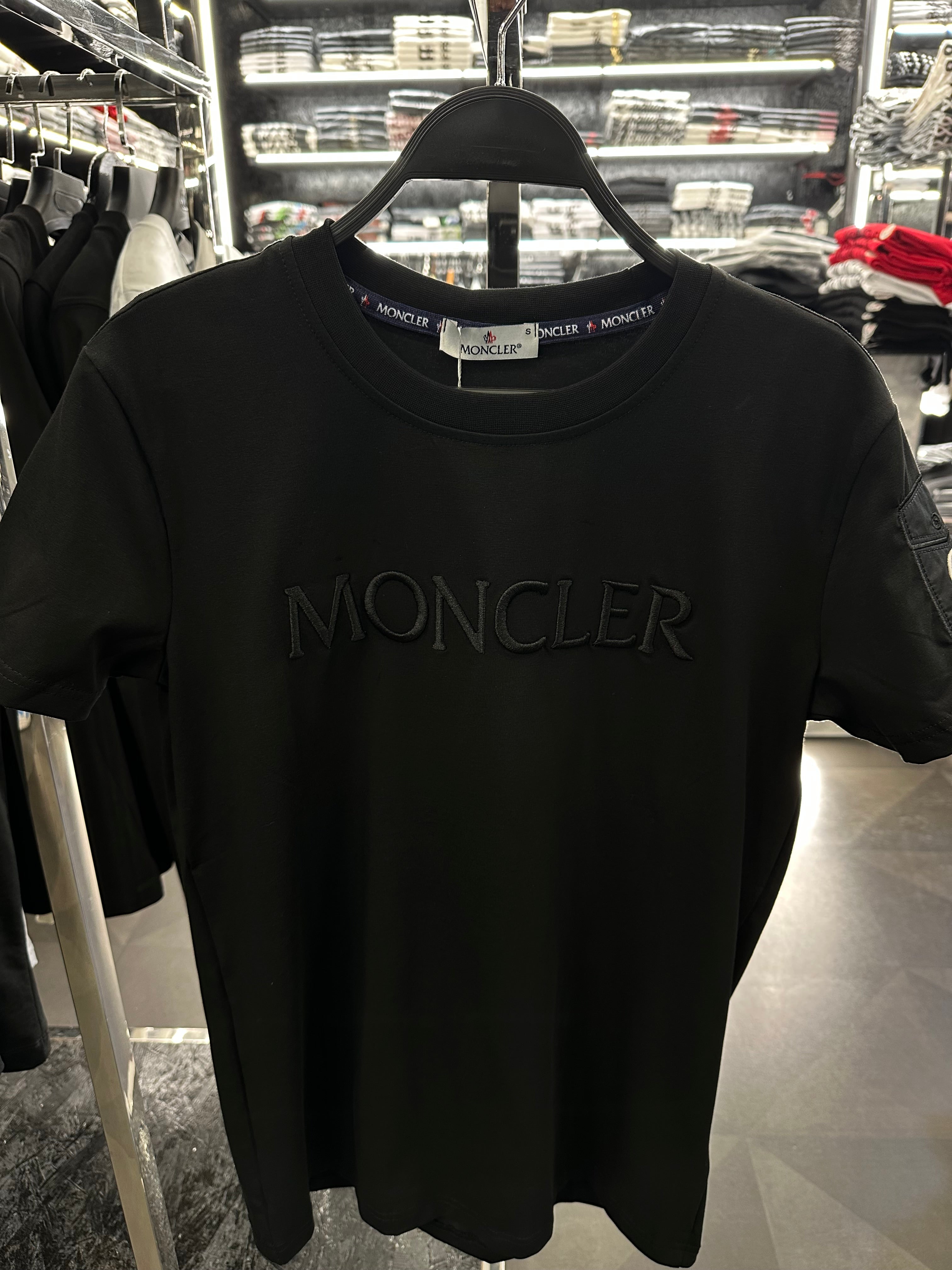 T-SHIRT NEW IN CODE 5325