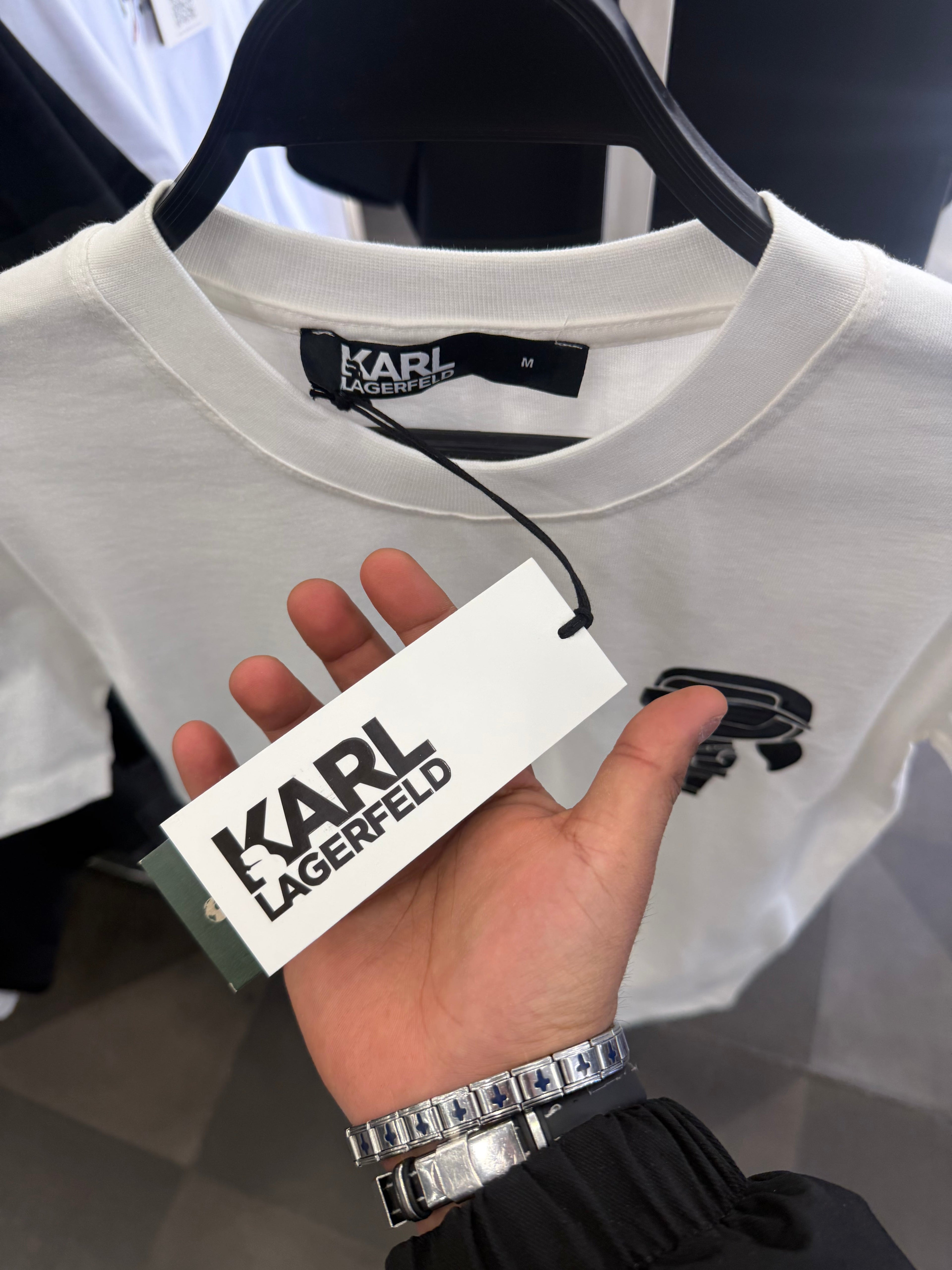 KARL LAGERFED T-SHIRT NEW IN
