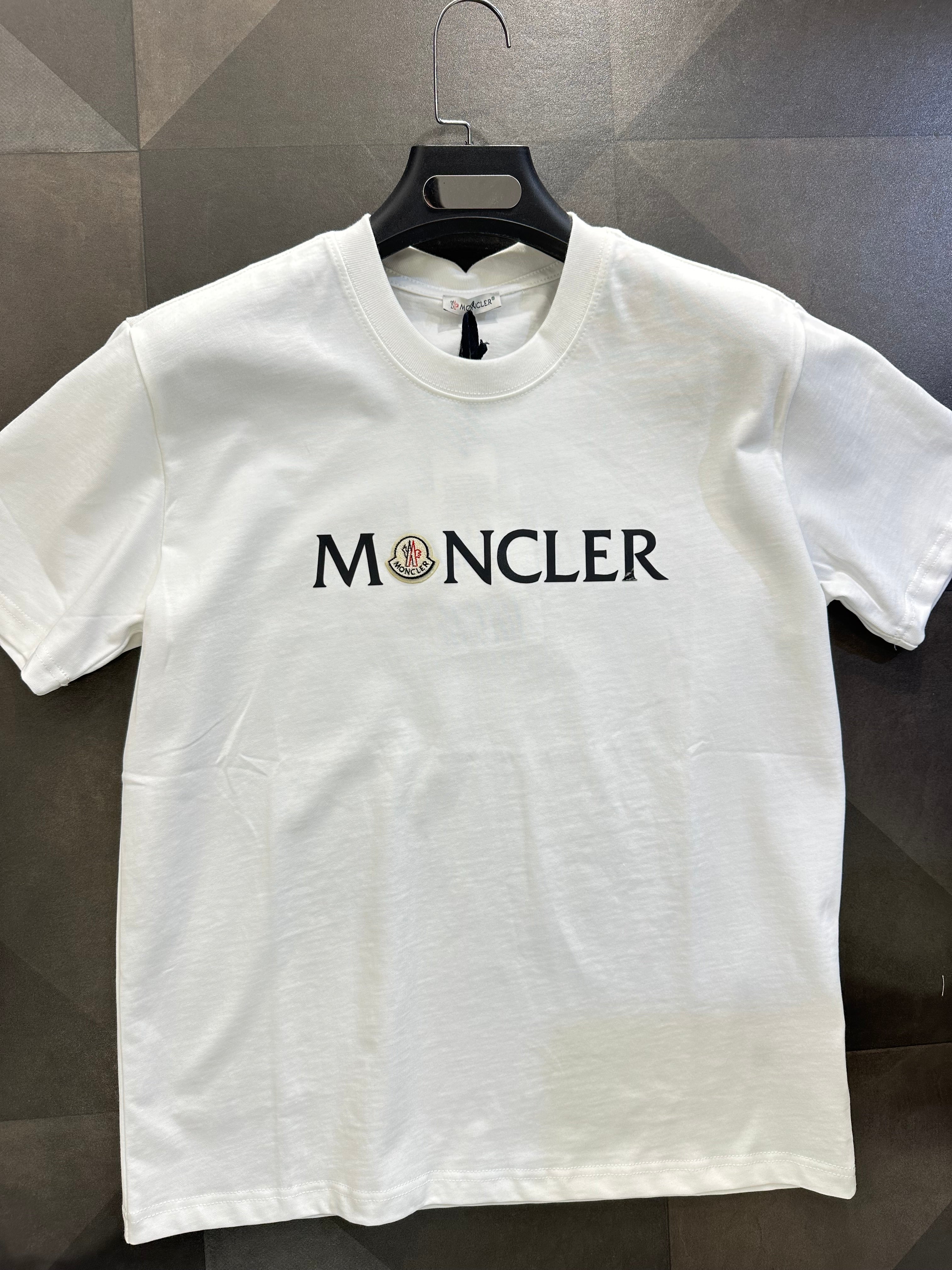 '- T-SHIRT NEW IN CODE 35839