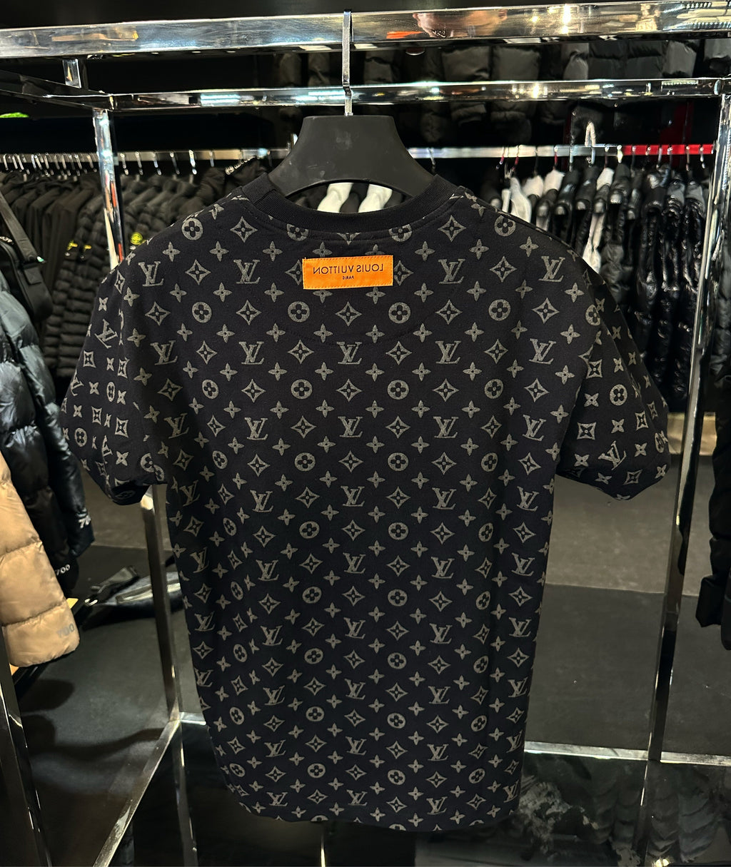 LV BLACK  T-SHIRT 2026