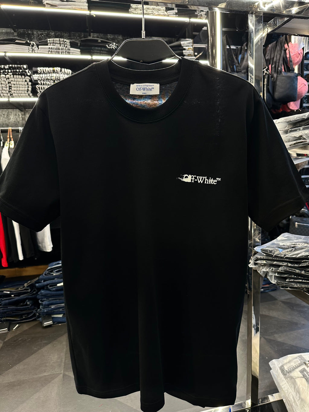 OFF WHITE  - T-SHIRT NEW IN