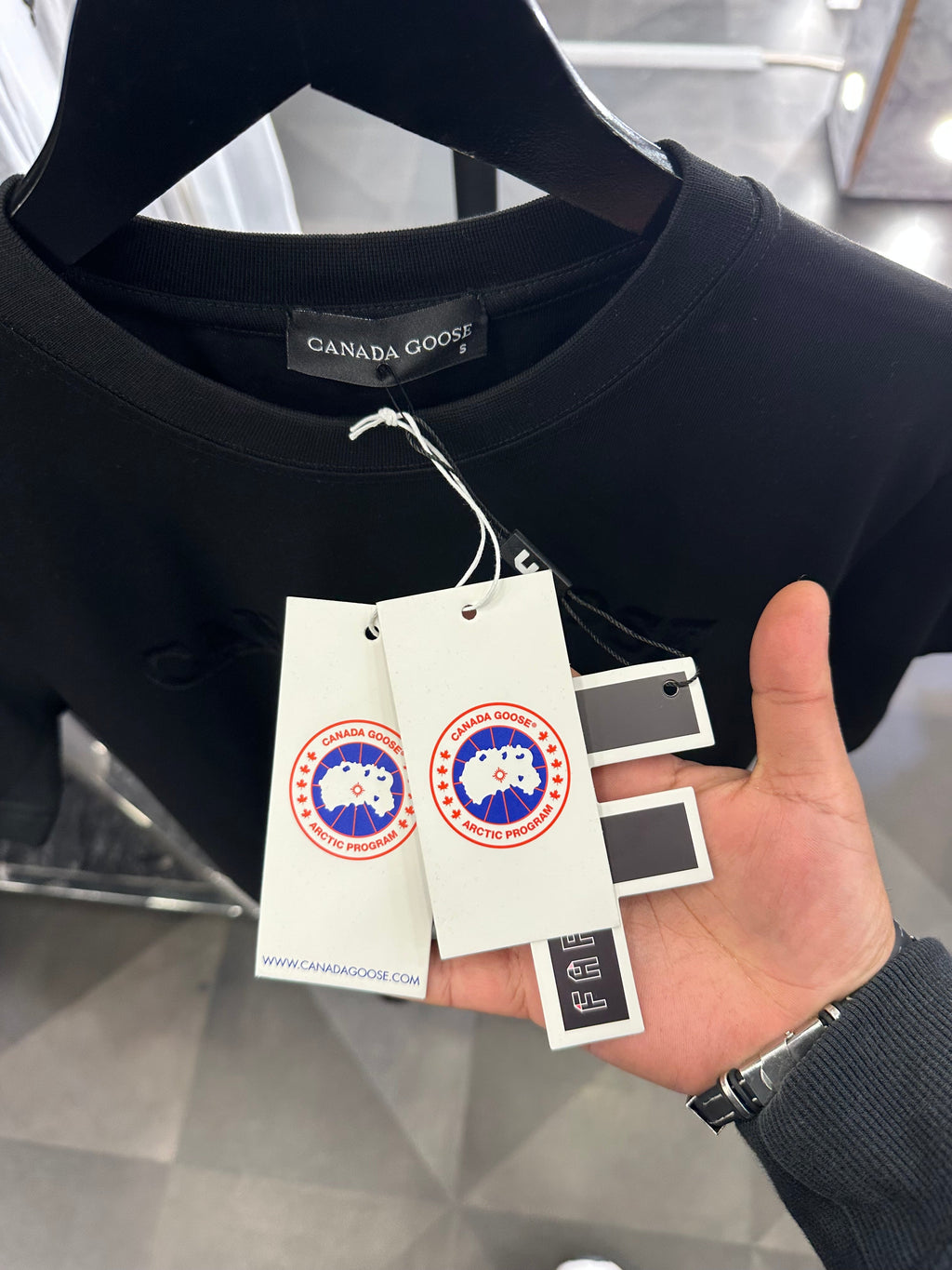 T-SHIRT NEW IN