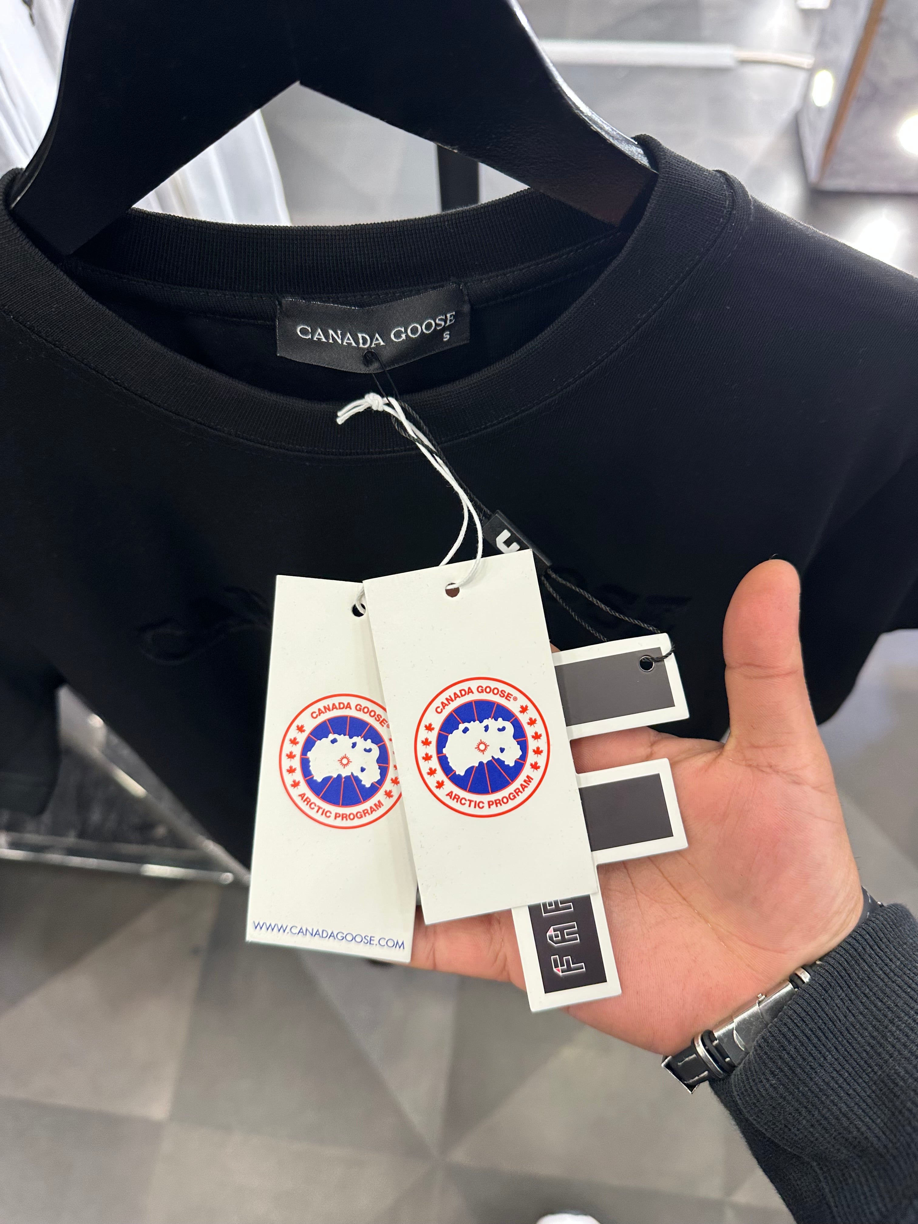 T-SHIRT NEW IN