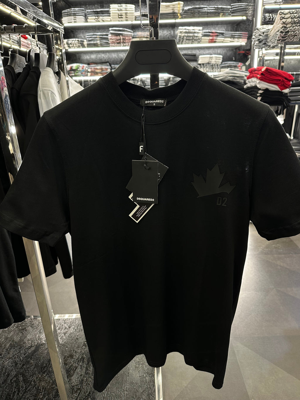 DSQ2  T-SHIRT NEW IN