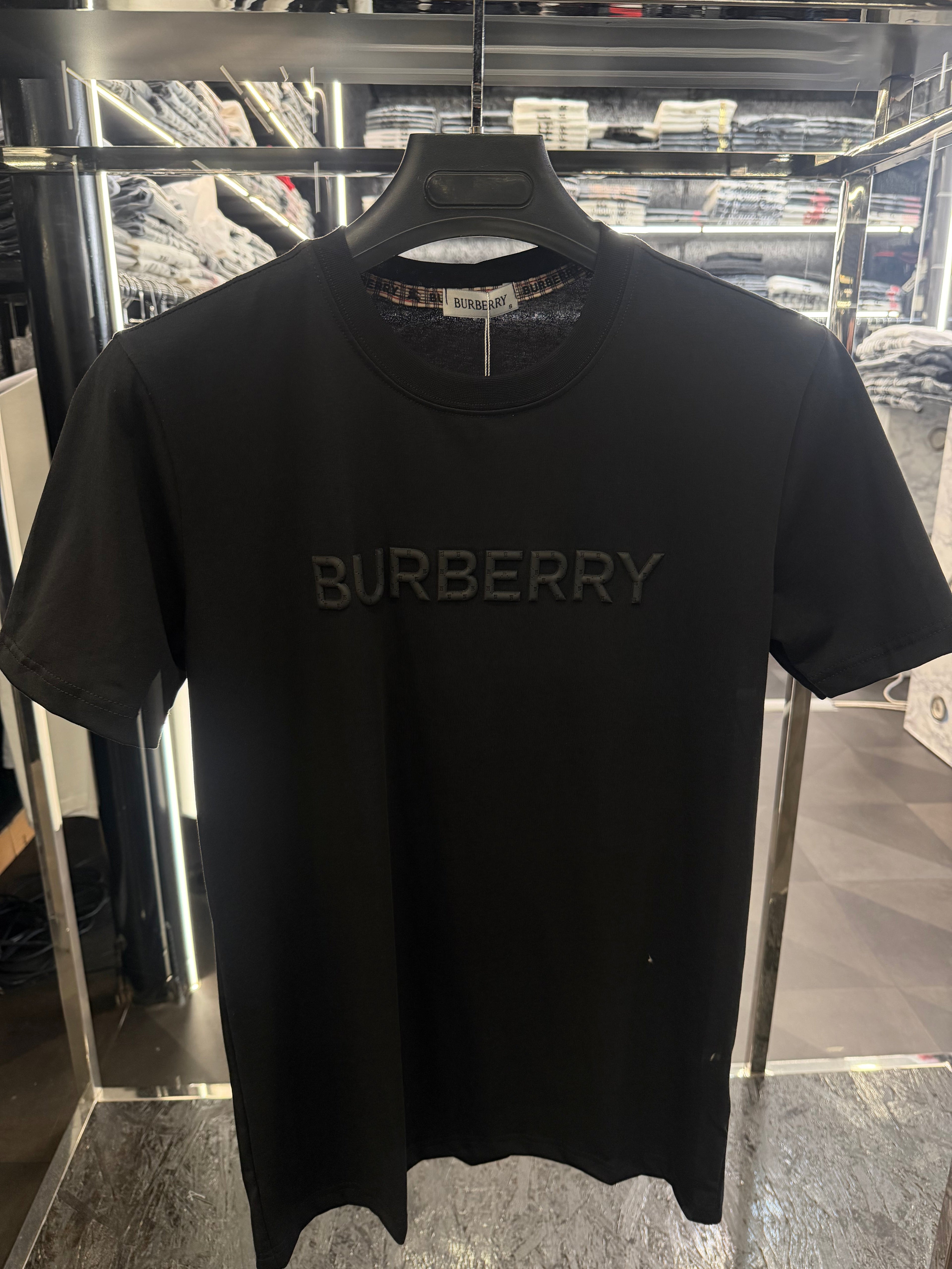 BERBERRY T-SHIRT NEW IN