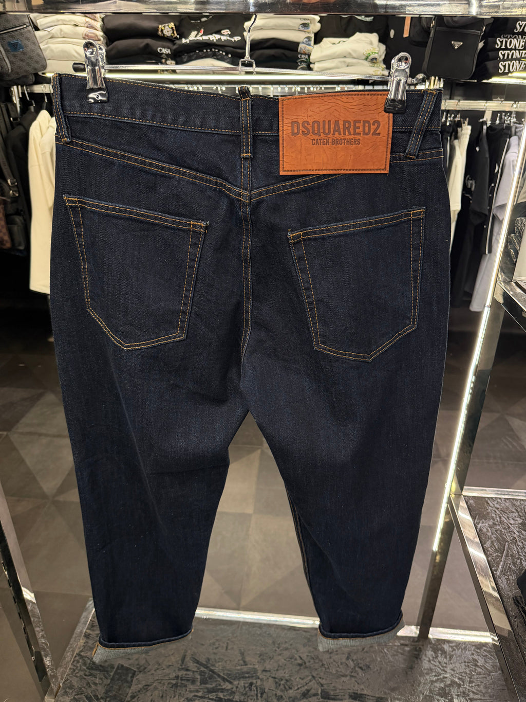 DSQ2  - JEAN 104