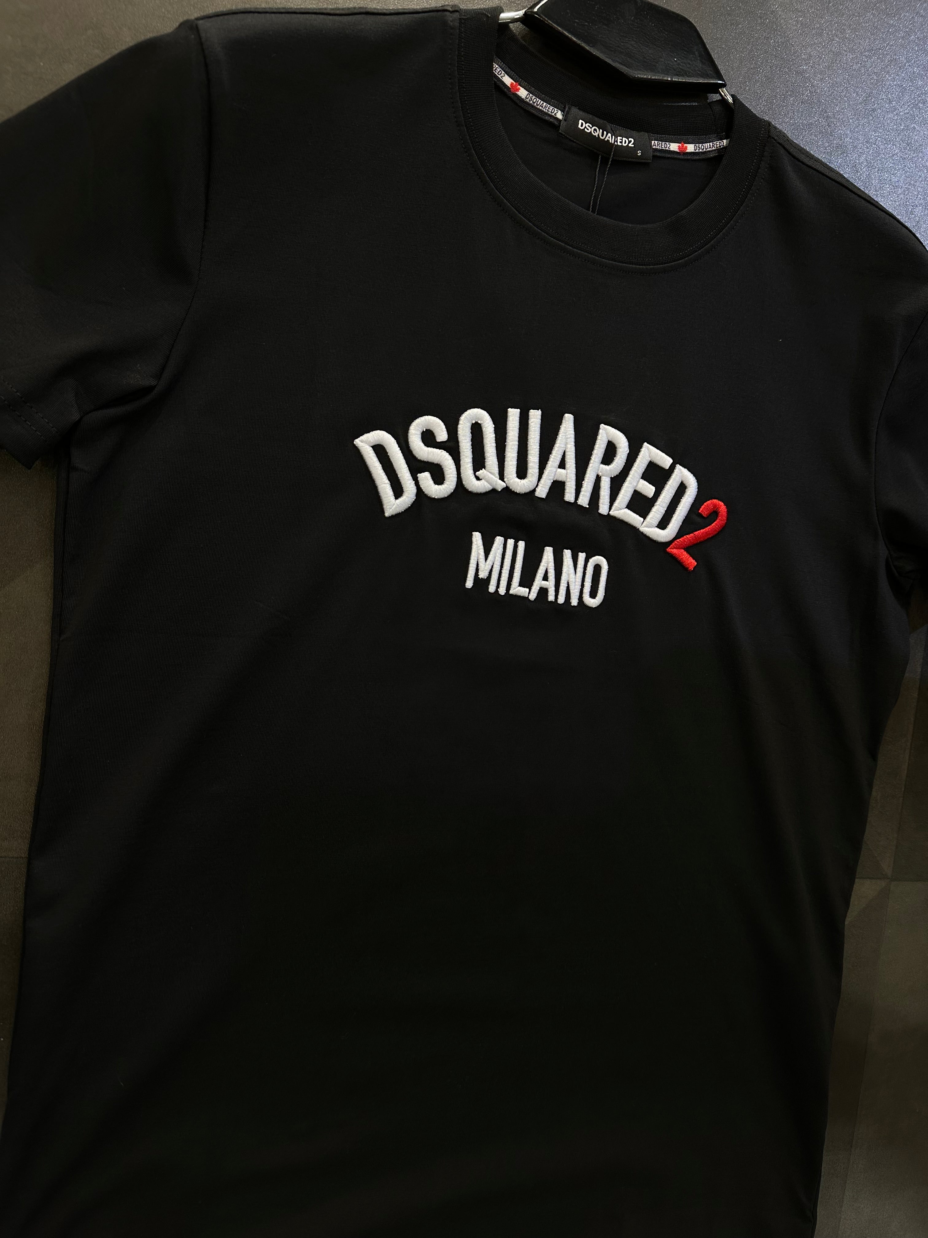 DSQ2 T-SHIRT NEW IN