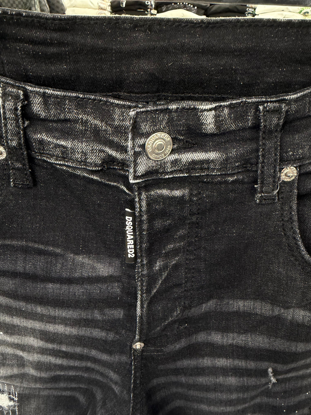 DSQ2  - JEAN 109