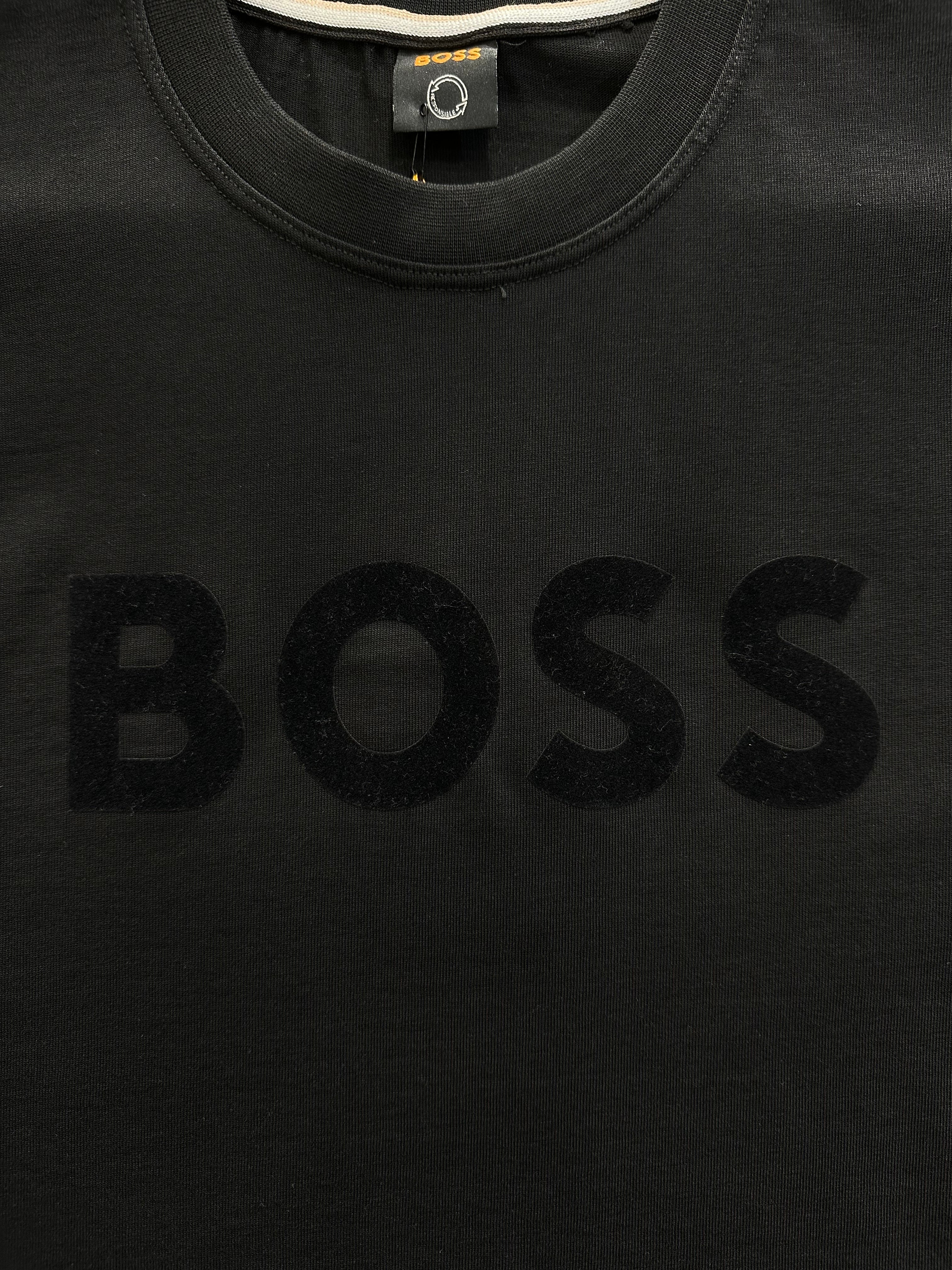BOSS T-SHIRT NEW IN