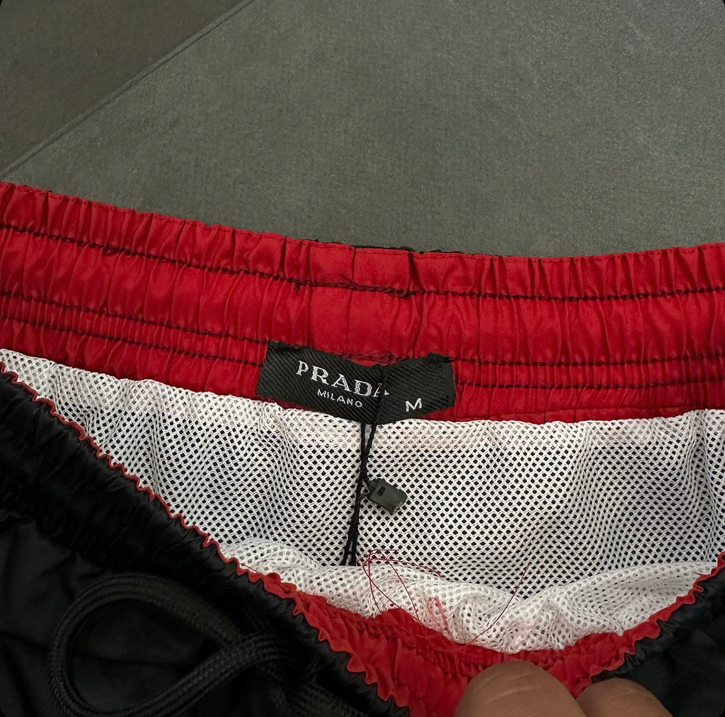 PRADA - 085 ΜΑΓΙΟ