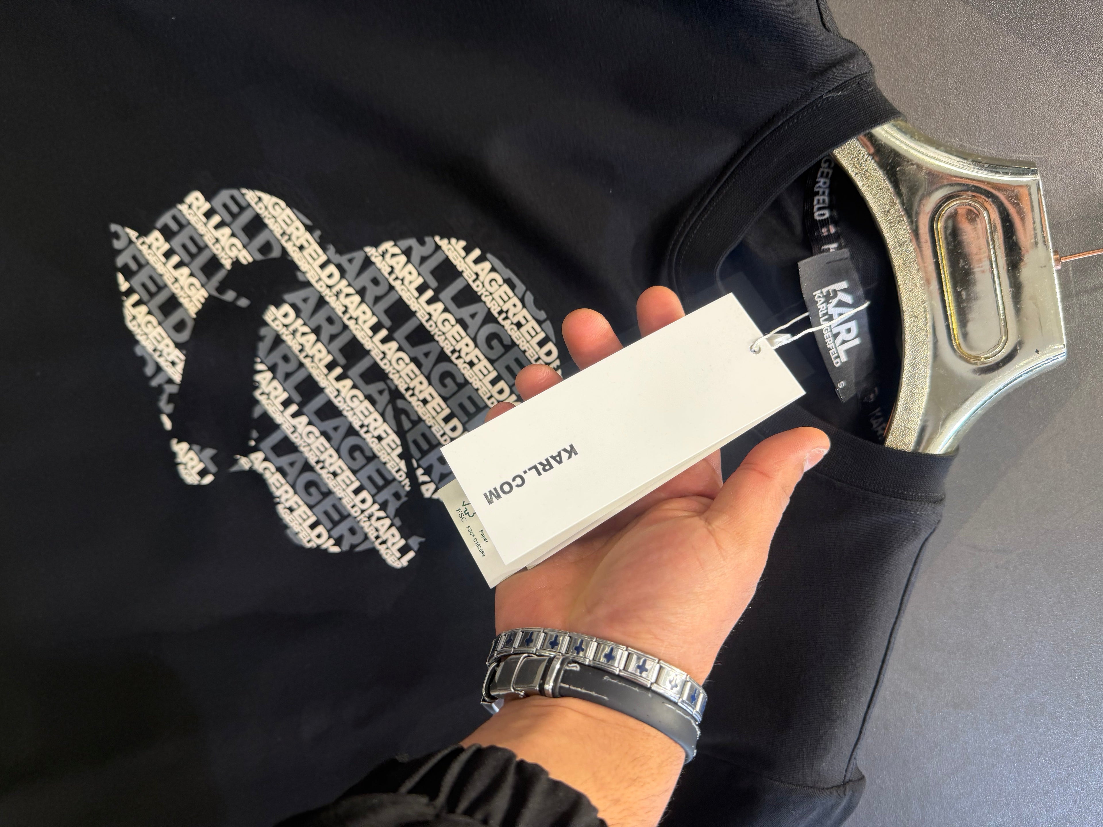 KARL LAGERFED T-SHIRT NEW IN