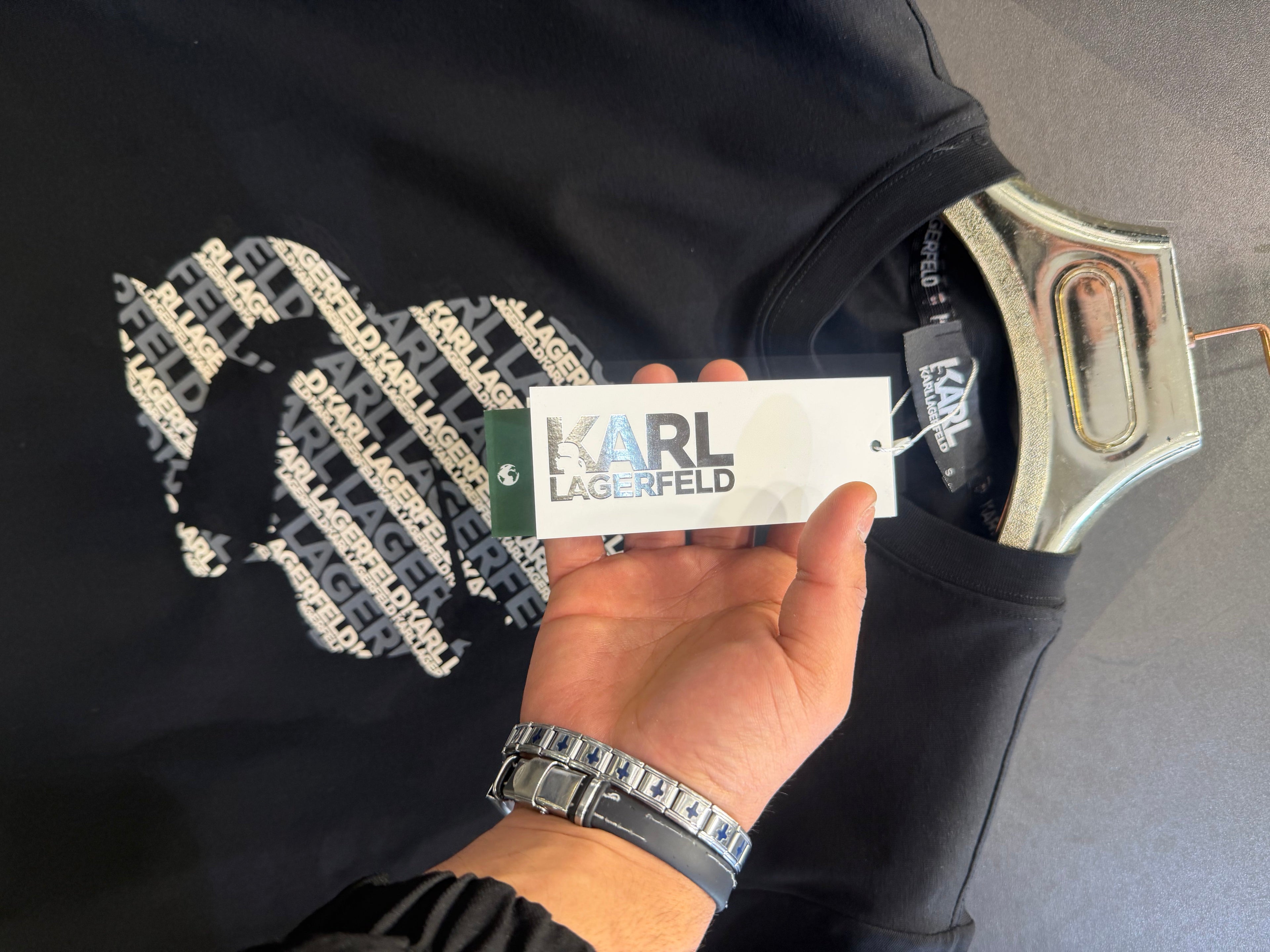 KARL LAGERFED T-SHIRT NEW IN