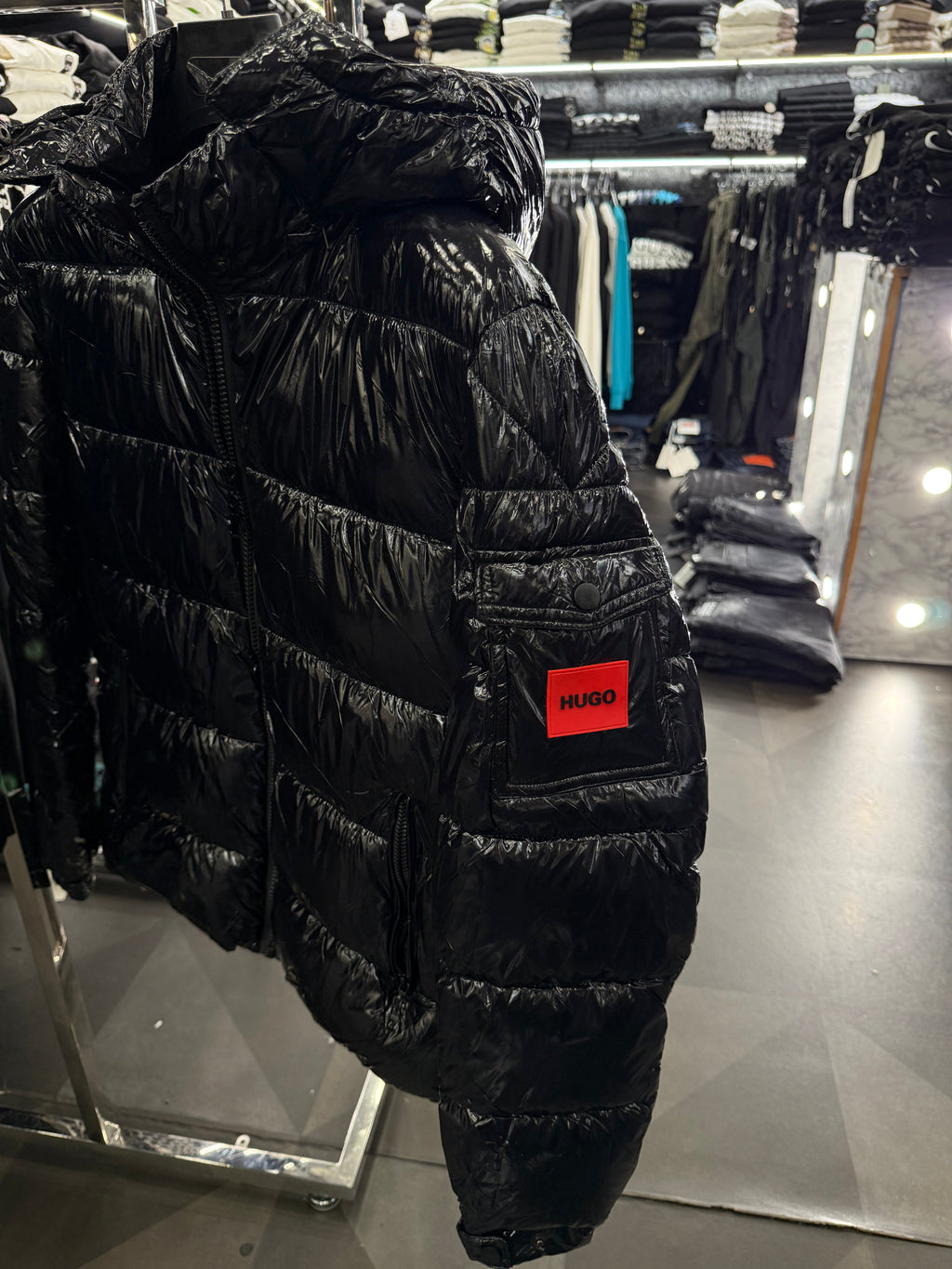 HUGO BOSS - ΜΠΟΥΦΑΝ