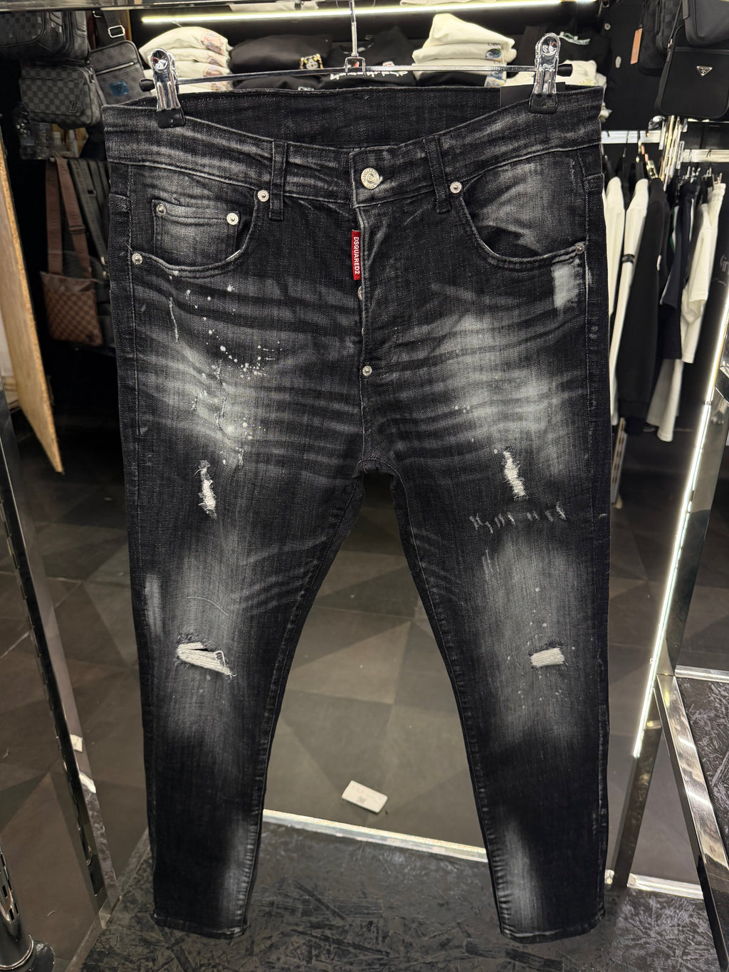 DSQ2  - JEAN 105