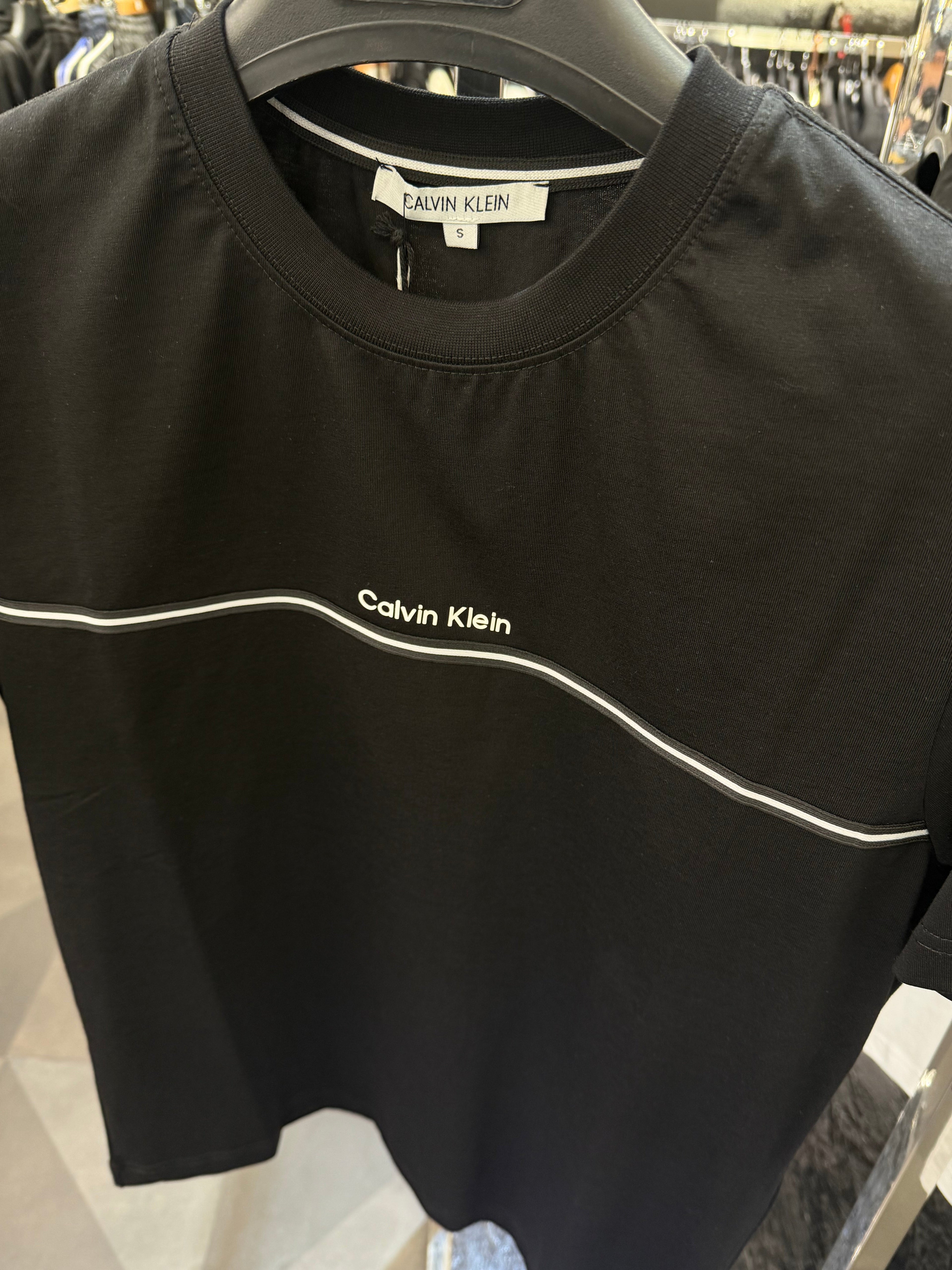 CALVIN KLEIN  T-SHIRT 3A QUALITY