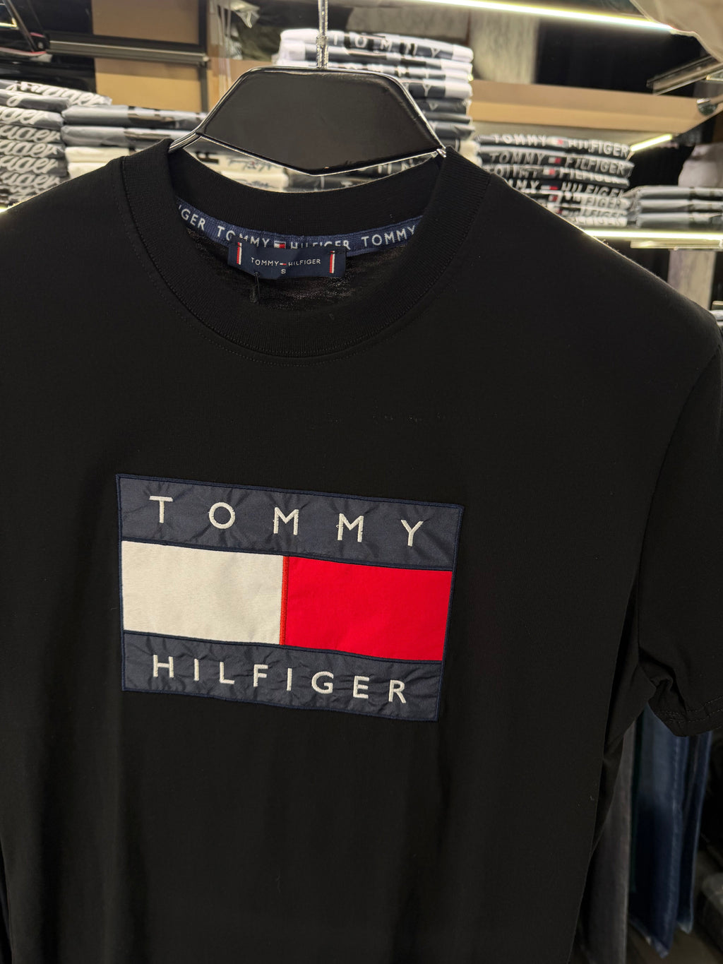 TOMMY HILFIGER T-SHIRT 3A QUALITY