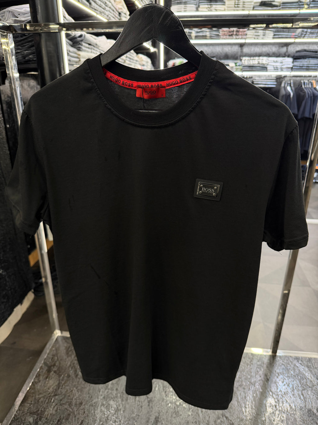HUGO BOSS T-SHIRT NEW IN